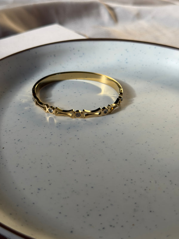Adult bangle
