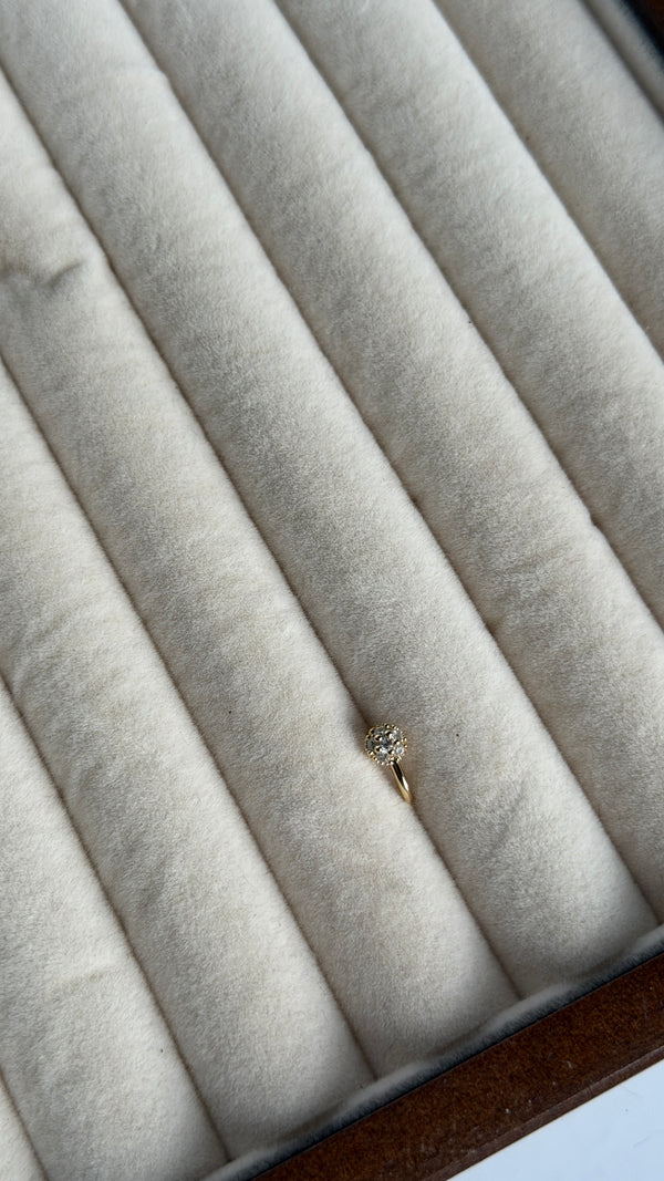 Petal Nosepin