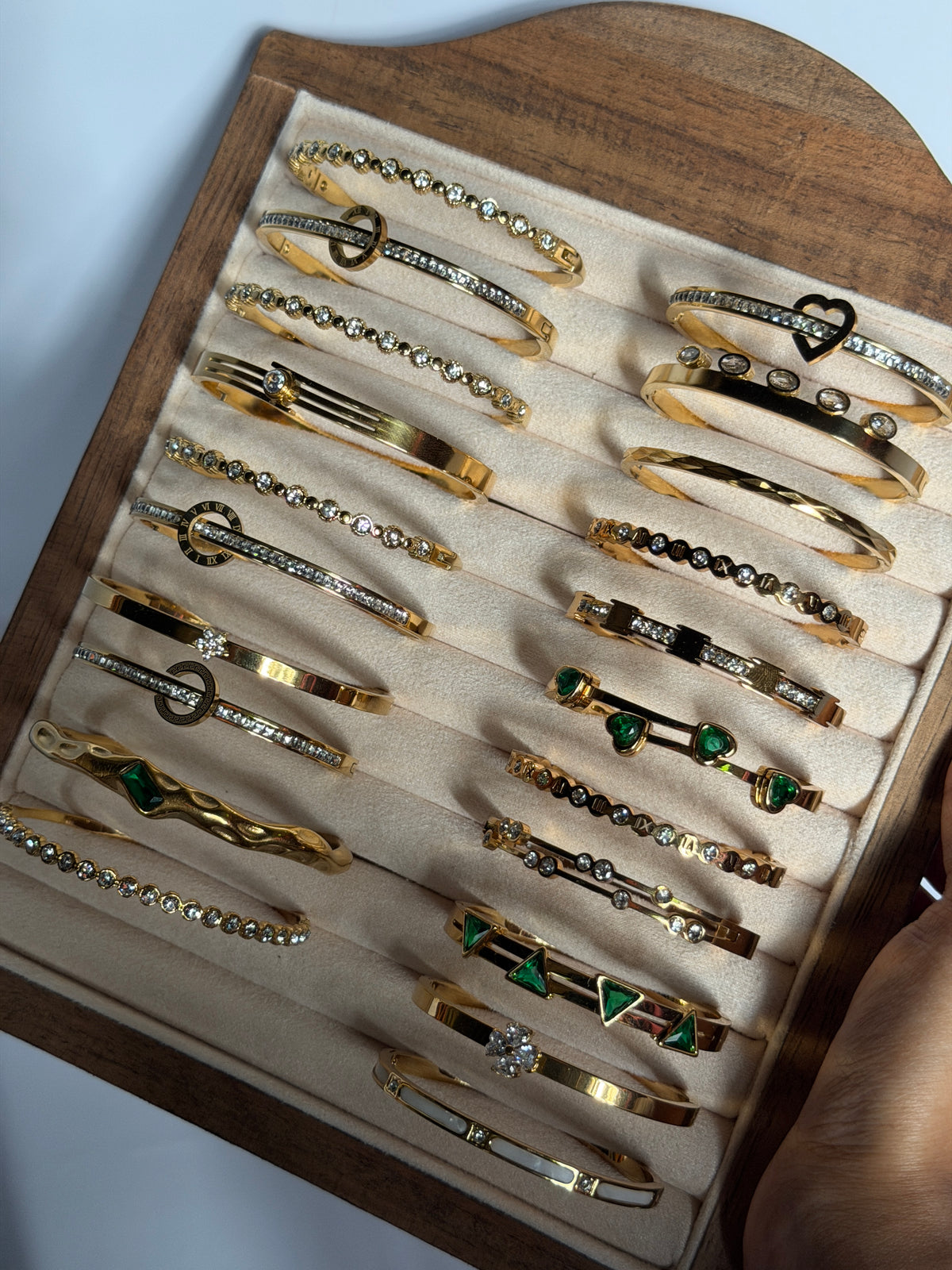 ebora.in