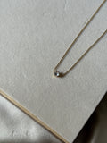 Invisible round necklace