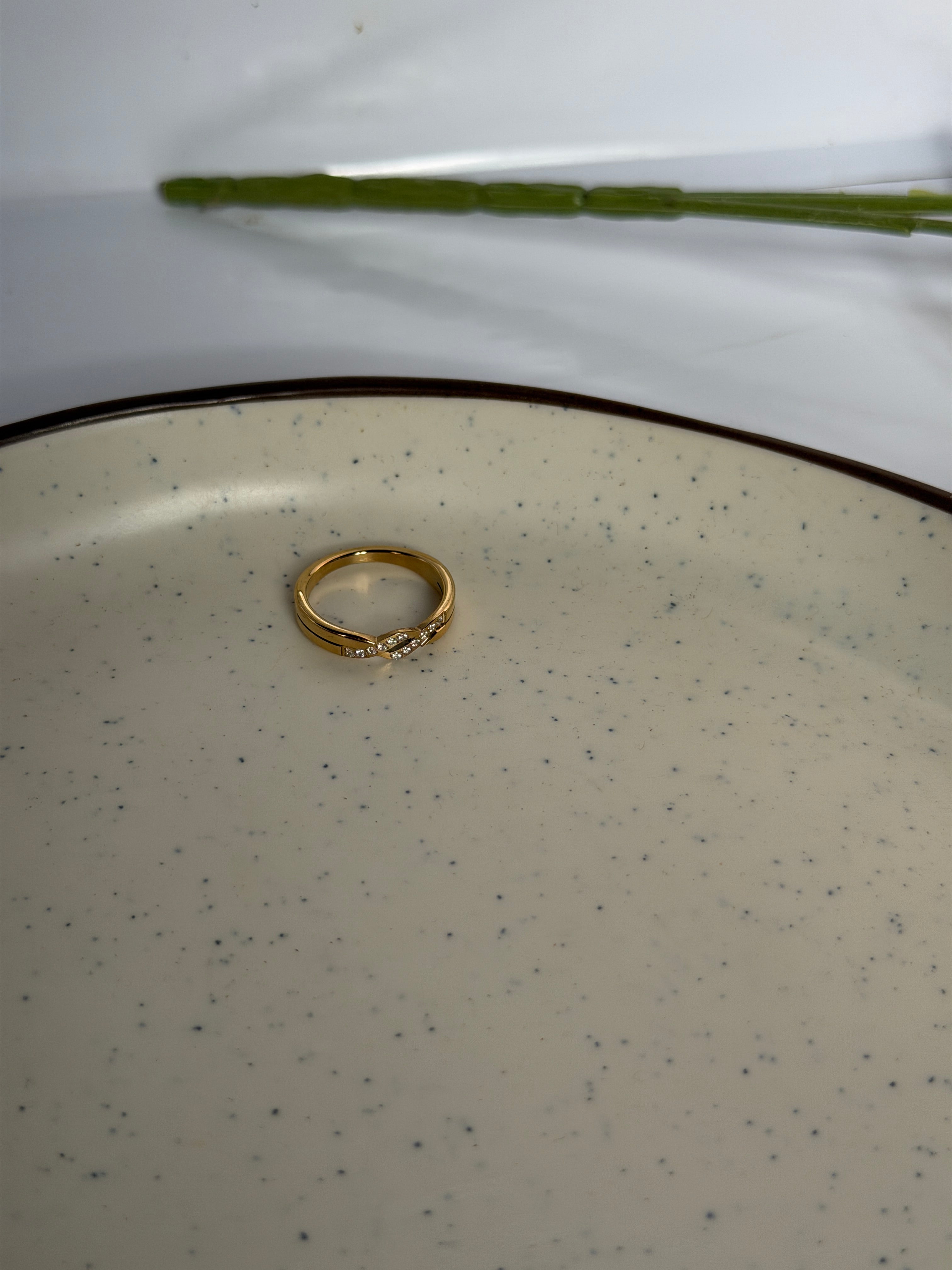 Crysta ring