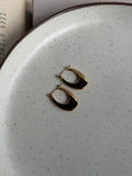 Dainty Studded Earring
