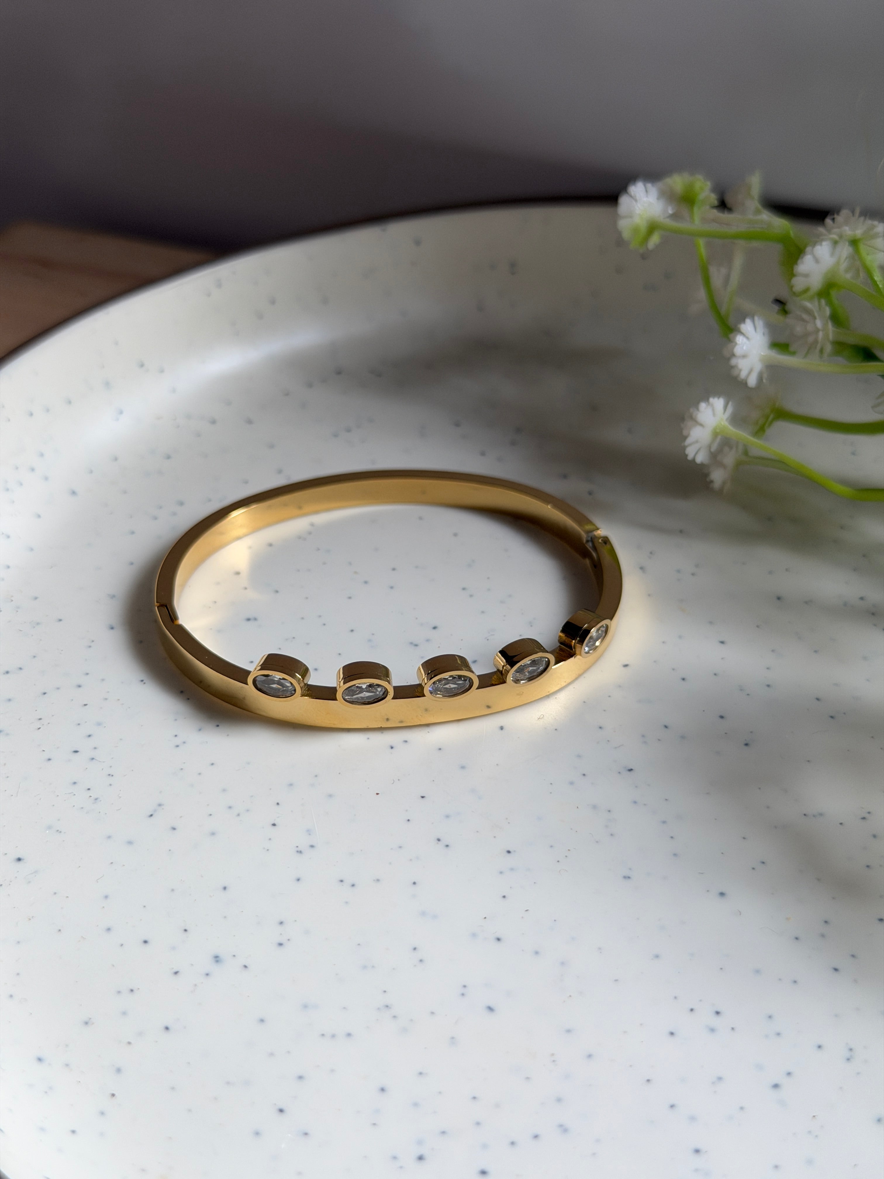 Baby bangle