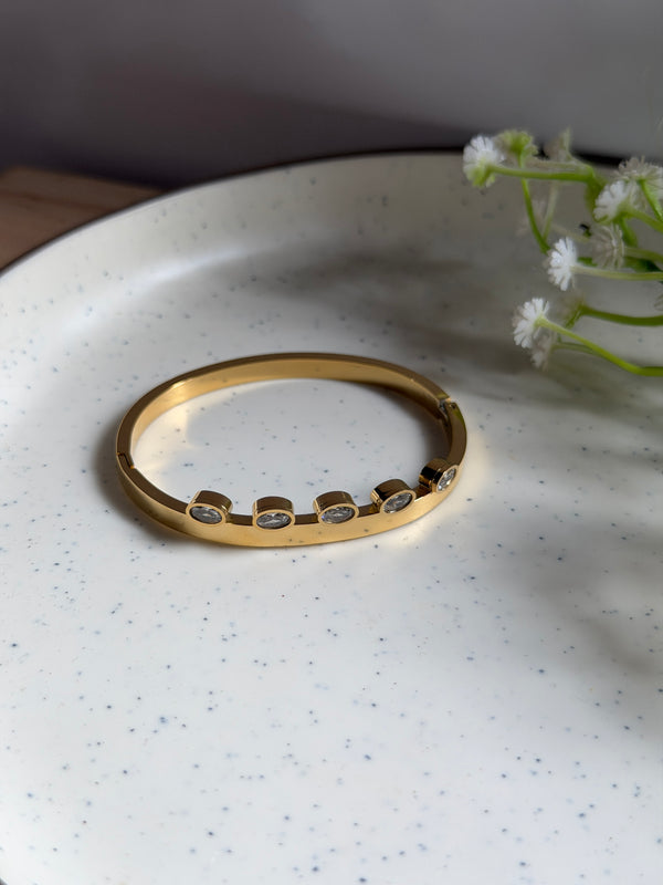Baby bangle