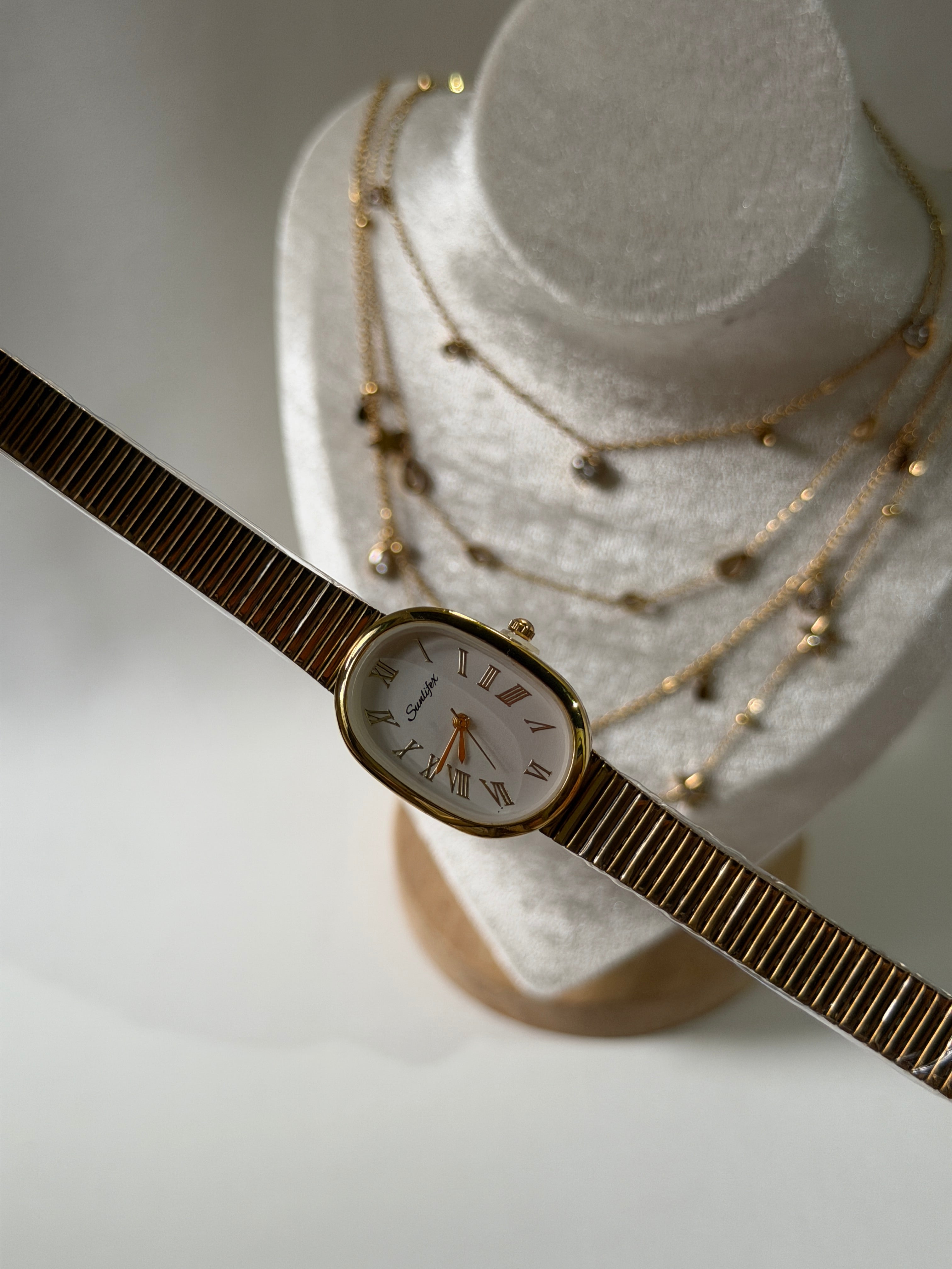 Averon Vintage Watch