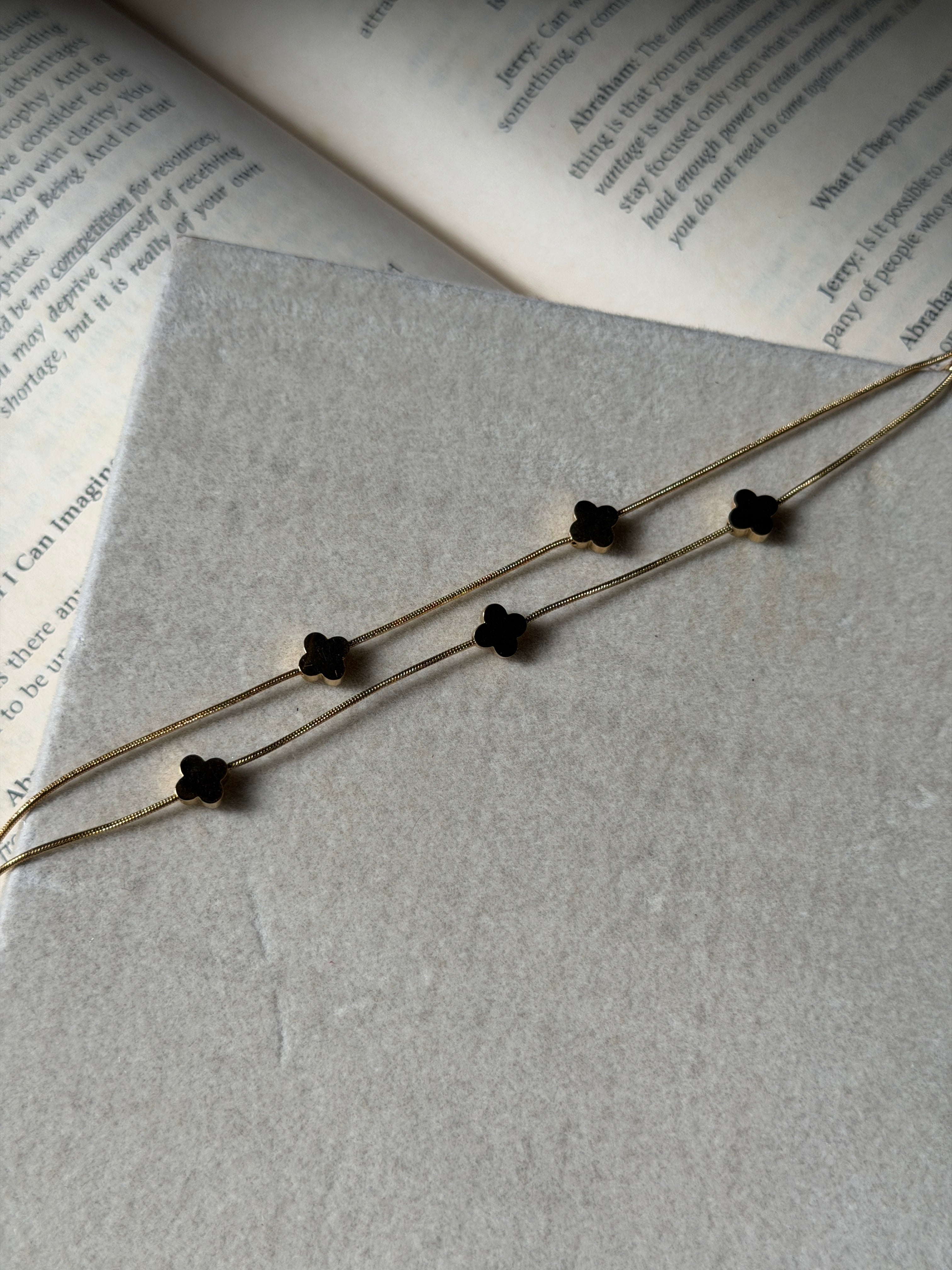 Double clover bracelet