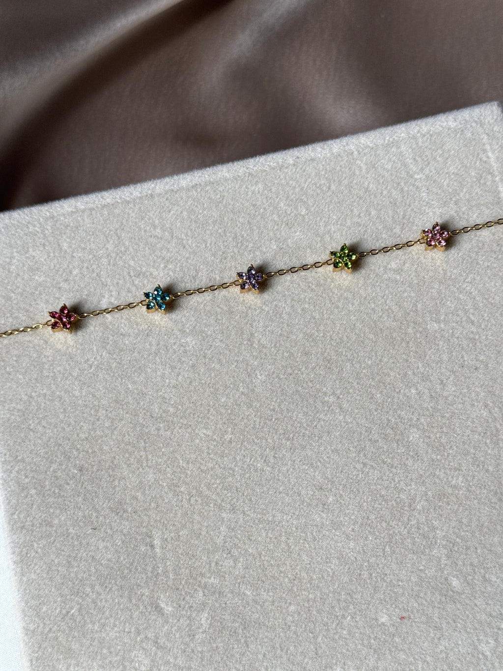 Multicolor minimal star bracelet