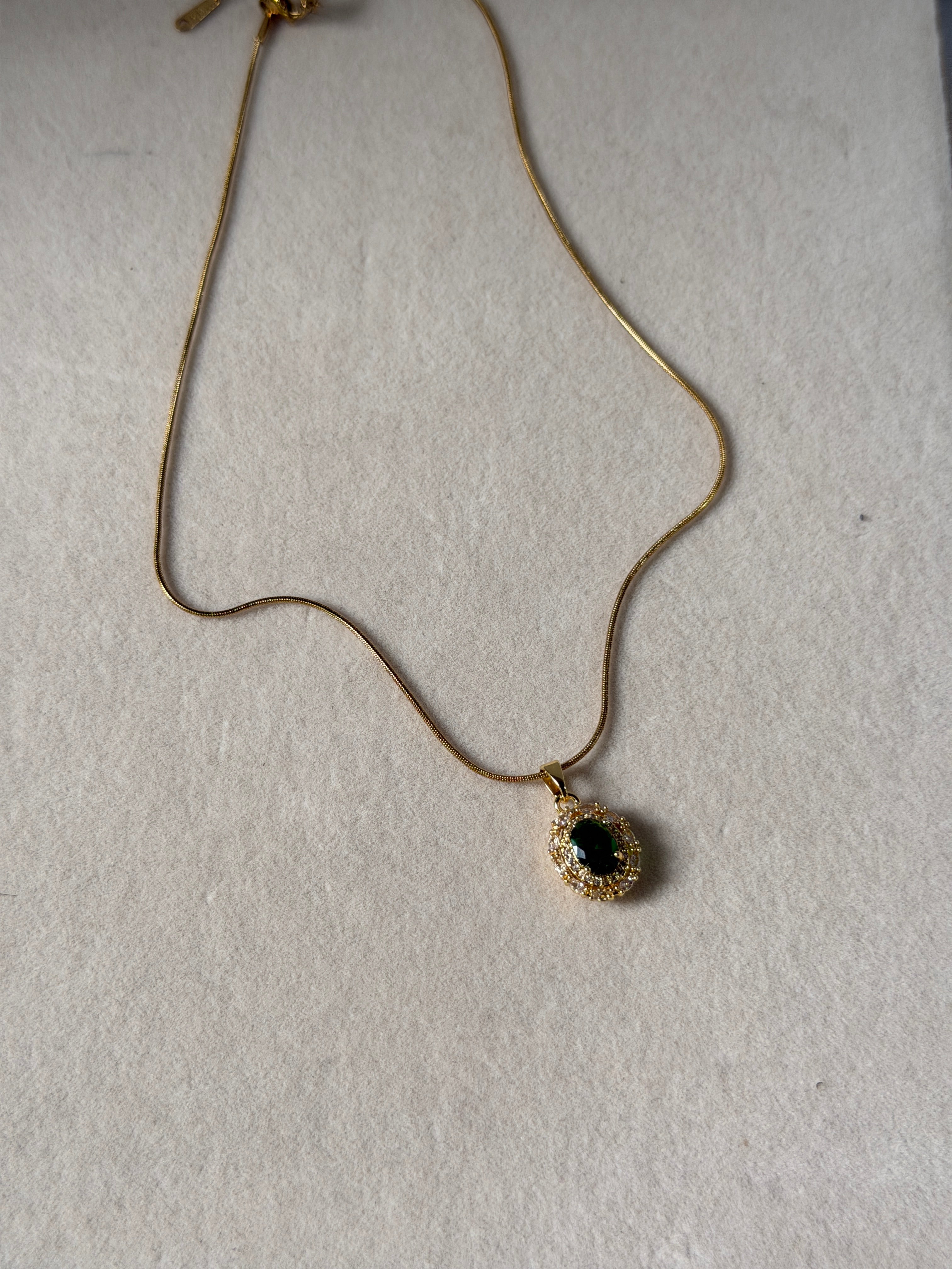 Emerald stone necklace