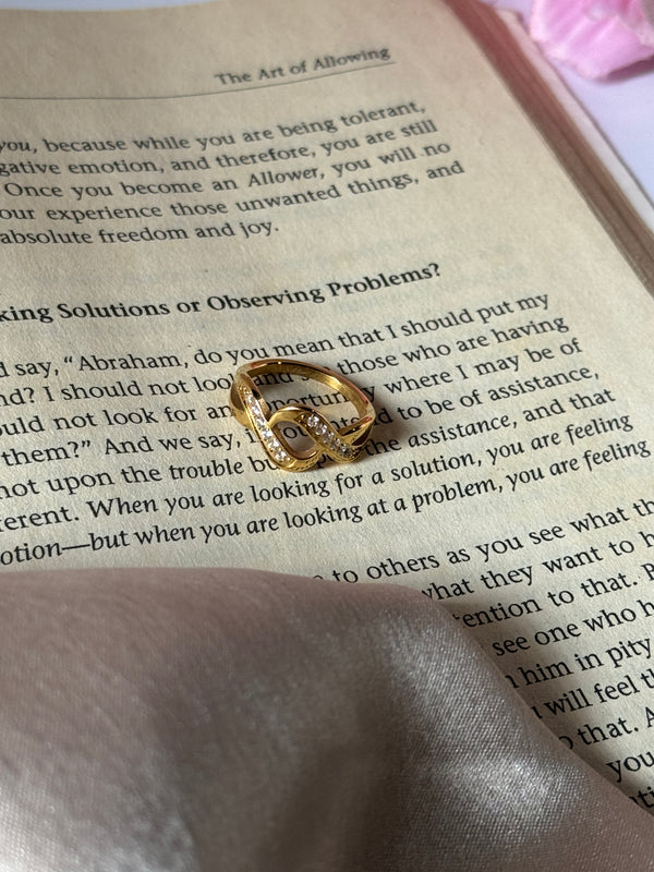 Zigzag ring