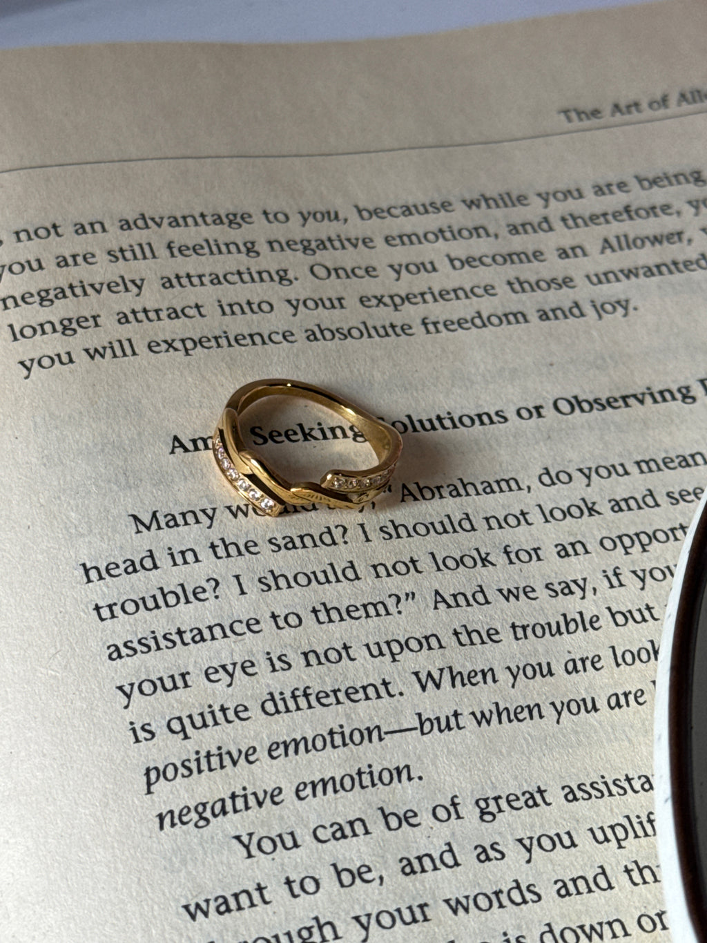 Ivy Twist Ring