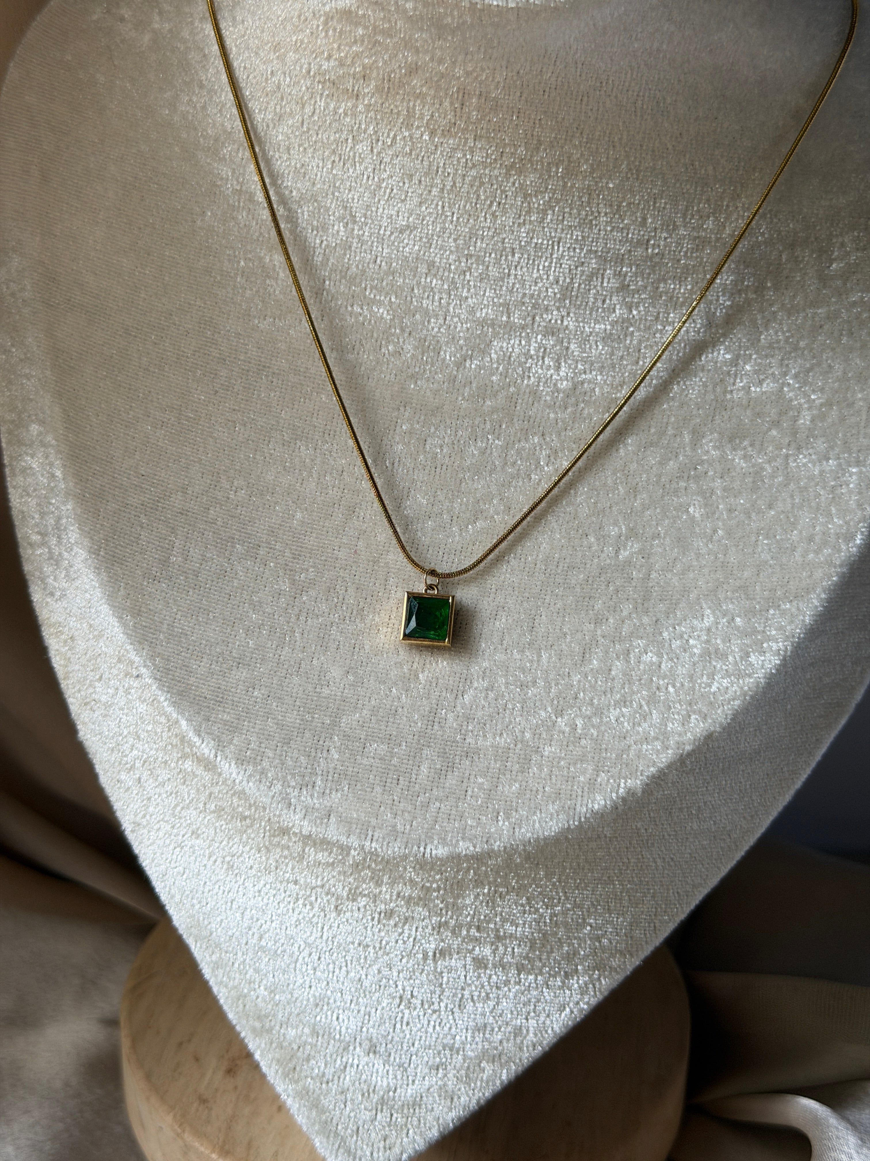 Emerald square necklace
