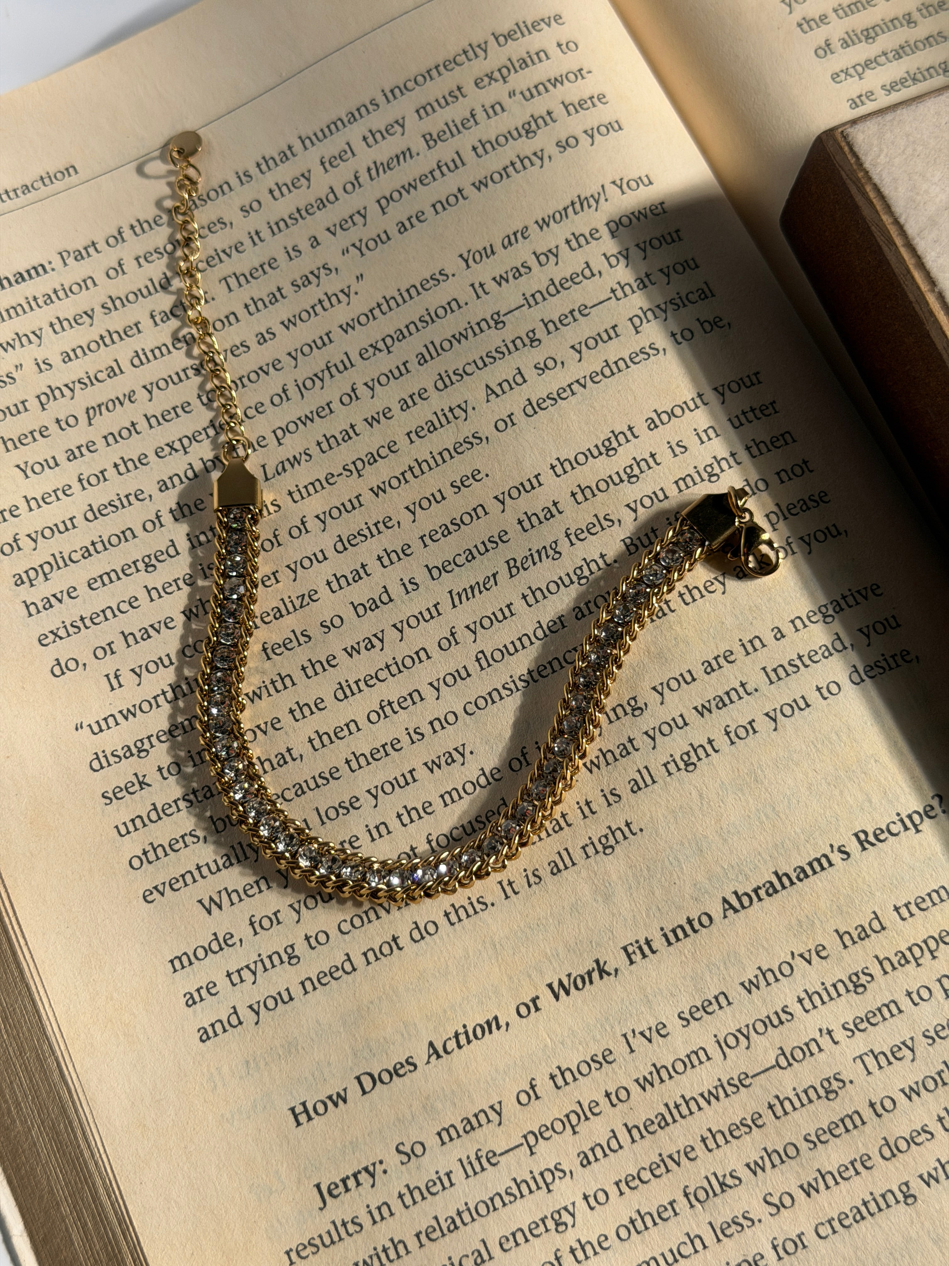 Linden Trace Bracelet