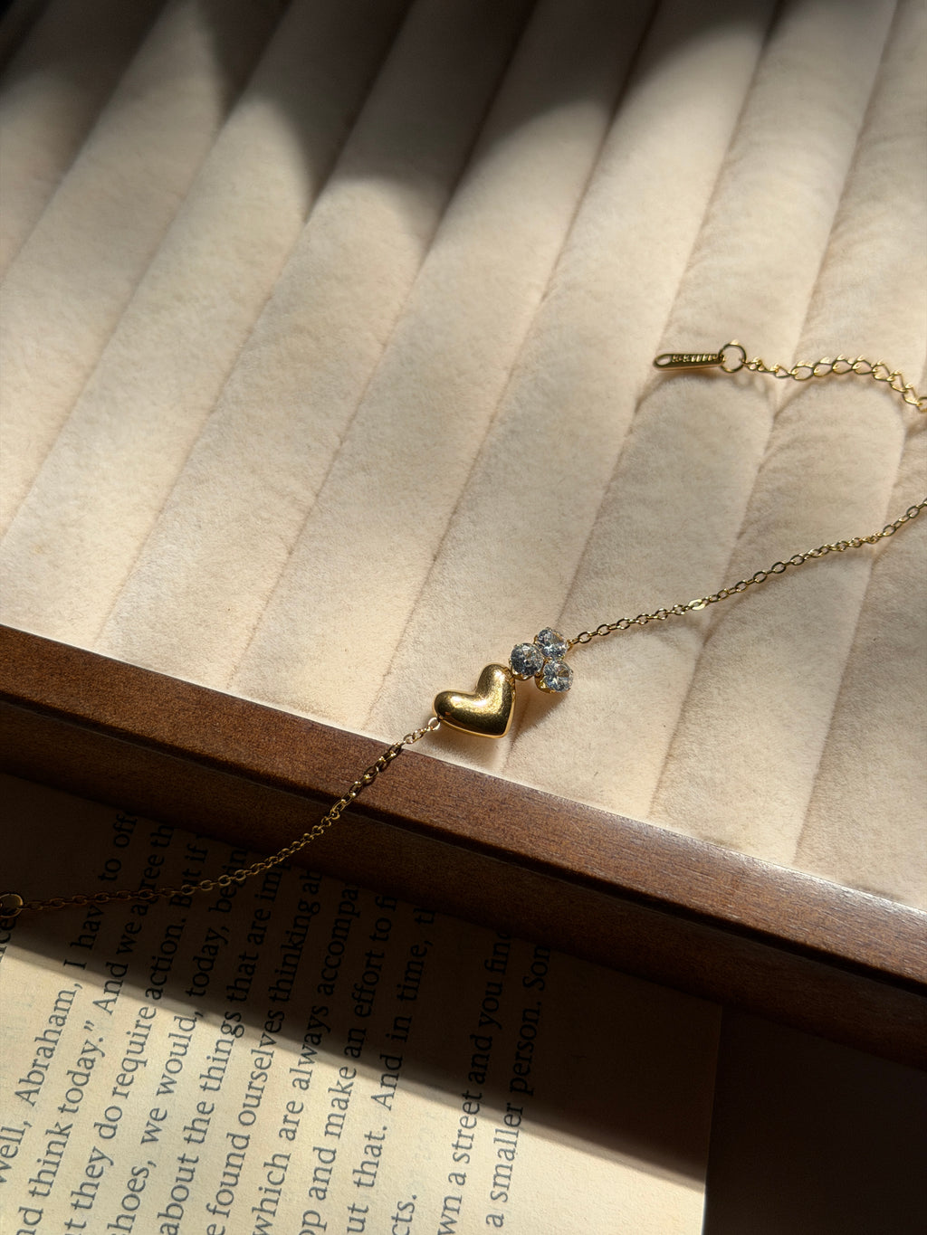 Isolde Trace Bracelet
