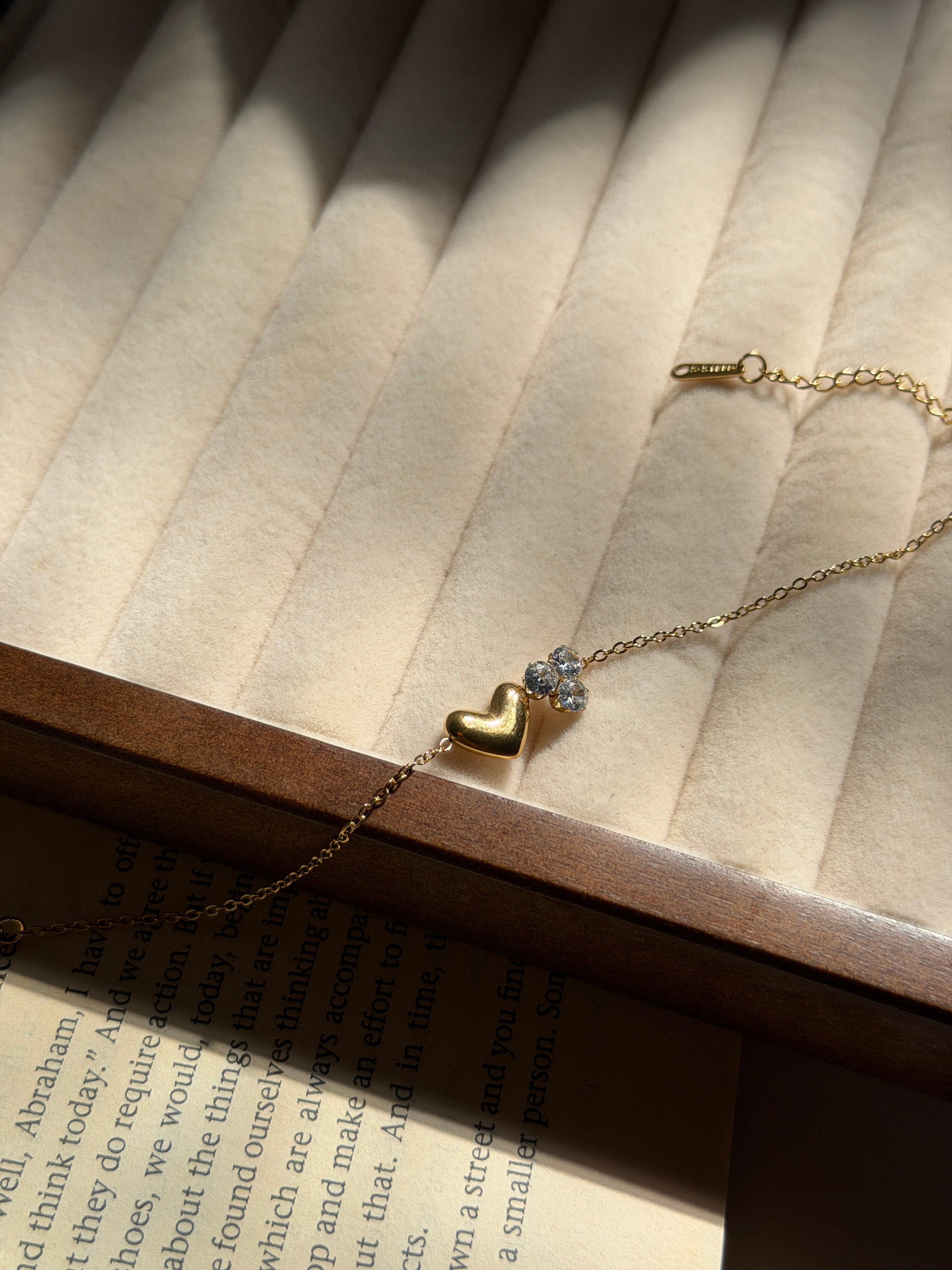 Isolde Trace Bracelet
