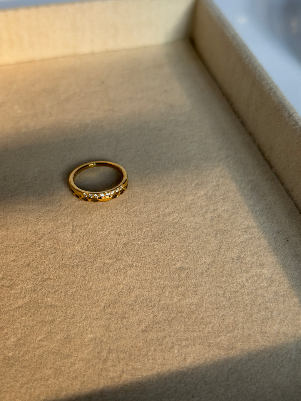 Ocean ring