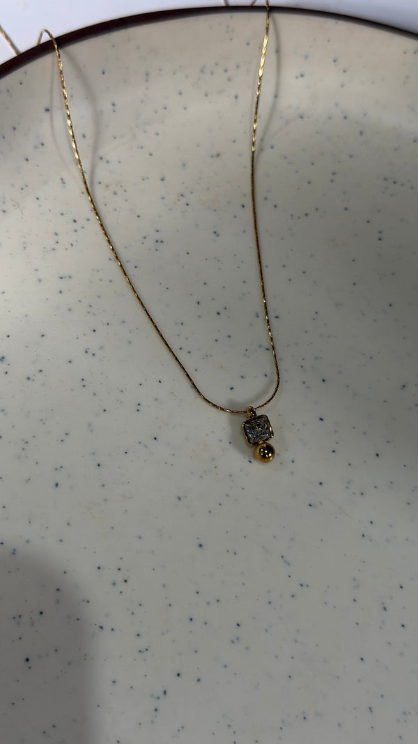 Quintessa Chain Necklace