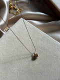 Invisible rose necklace