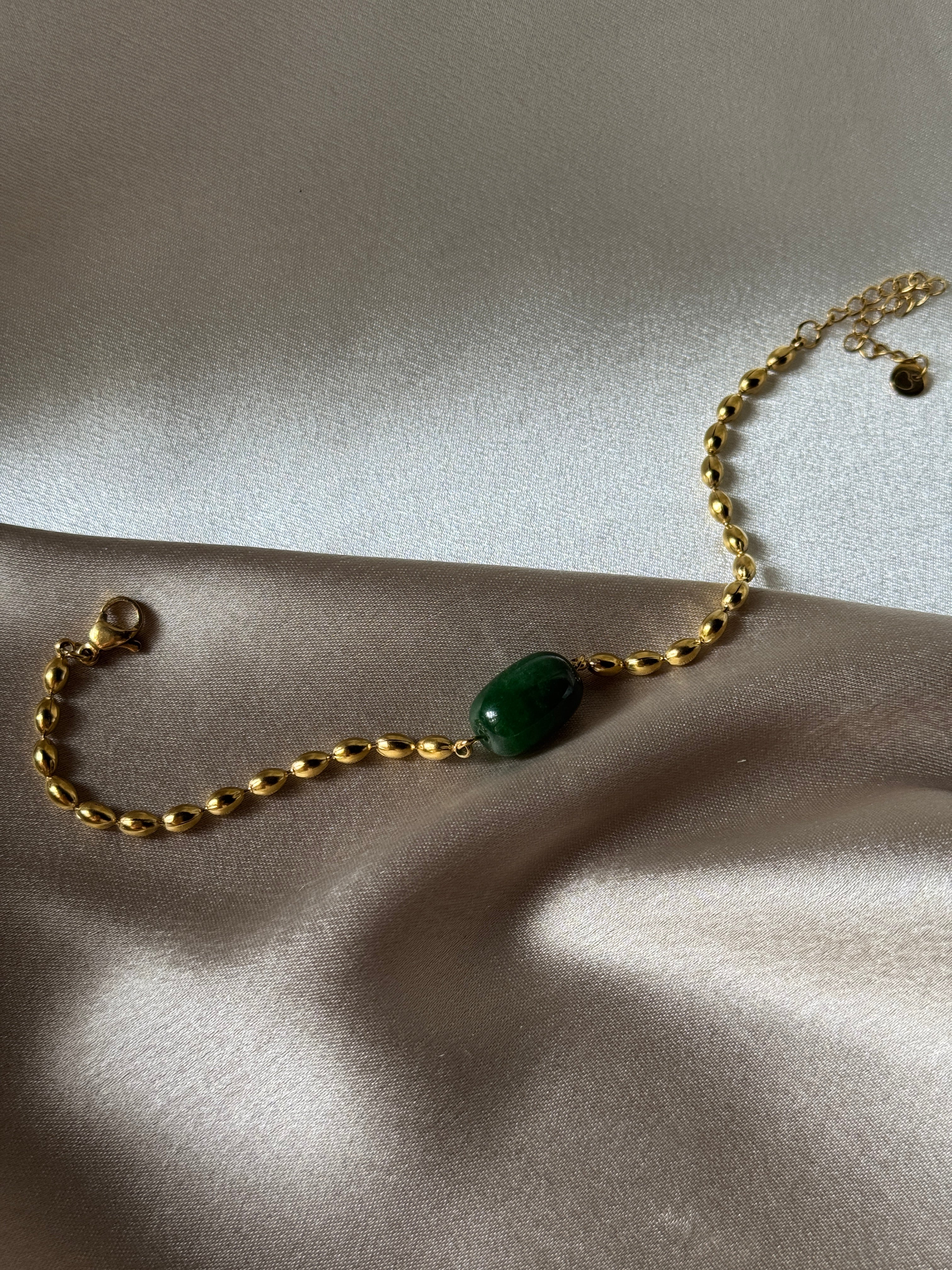 Emerald Gleam Bracelet