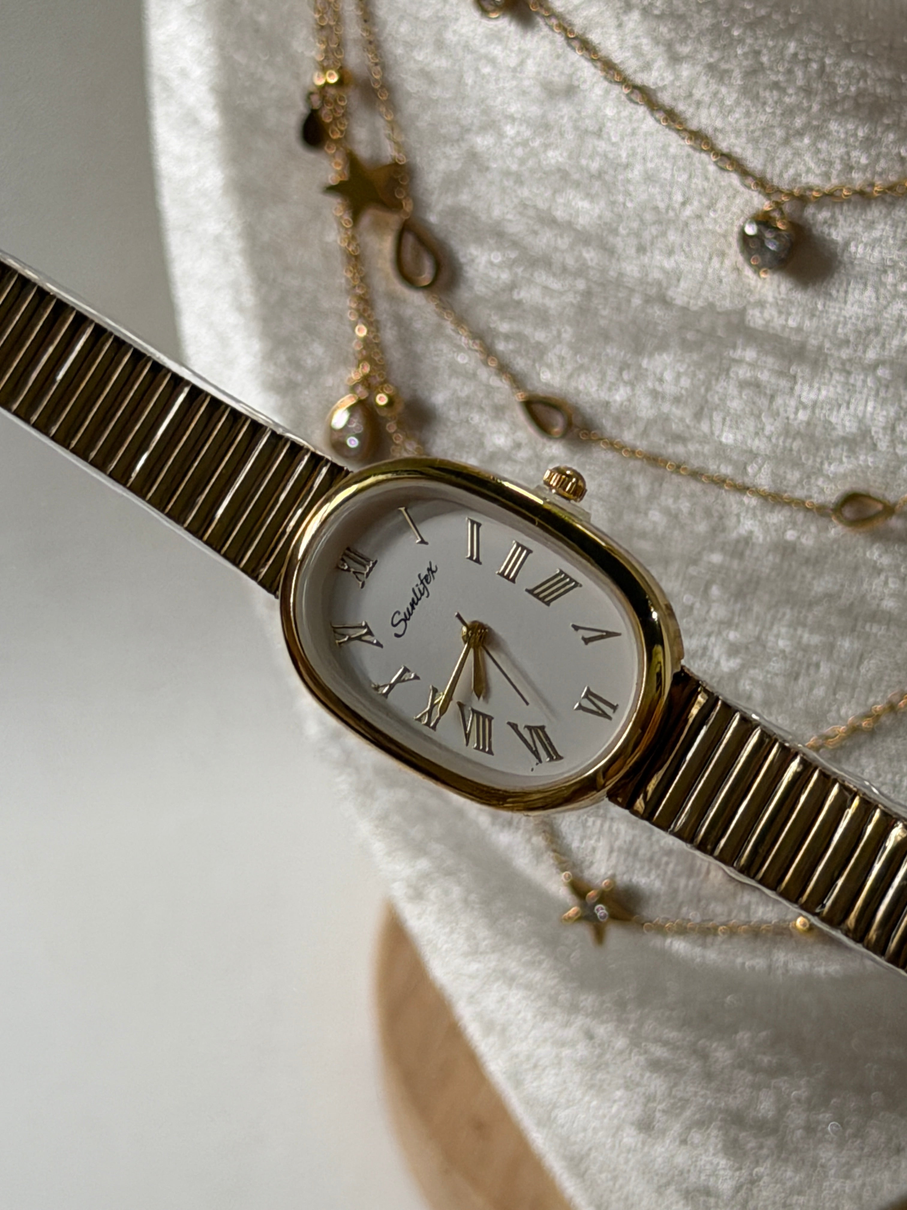 Averon Vintage Watch