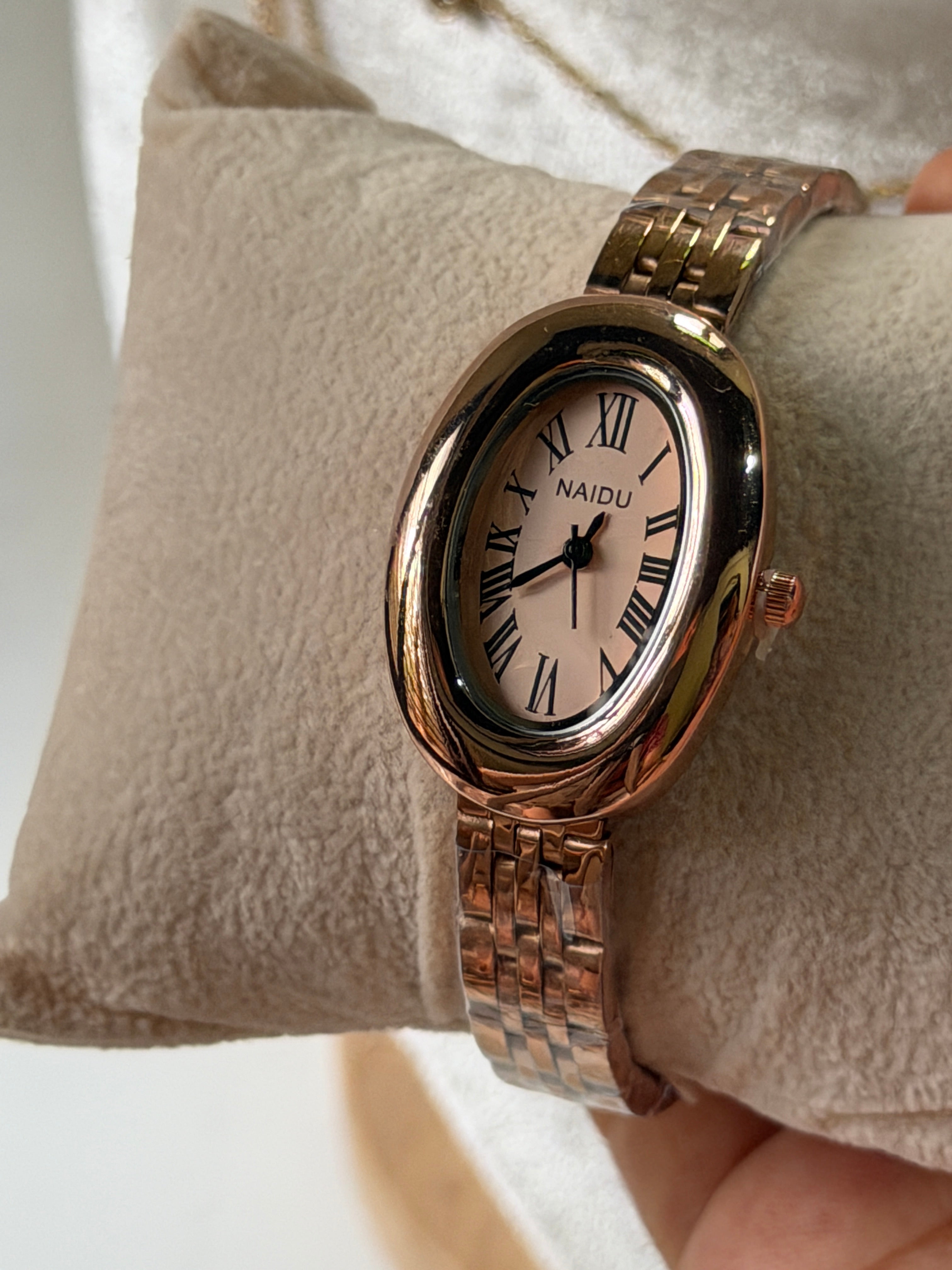 Rovik rose gold watch