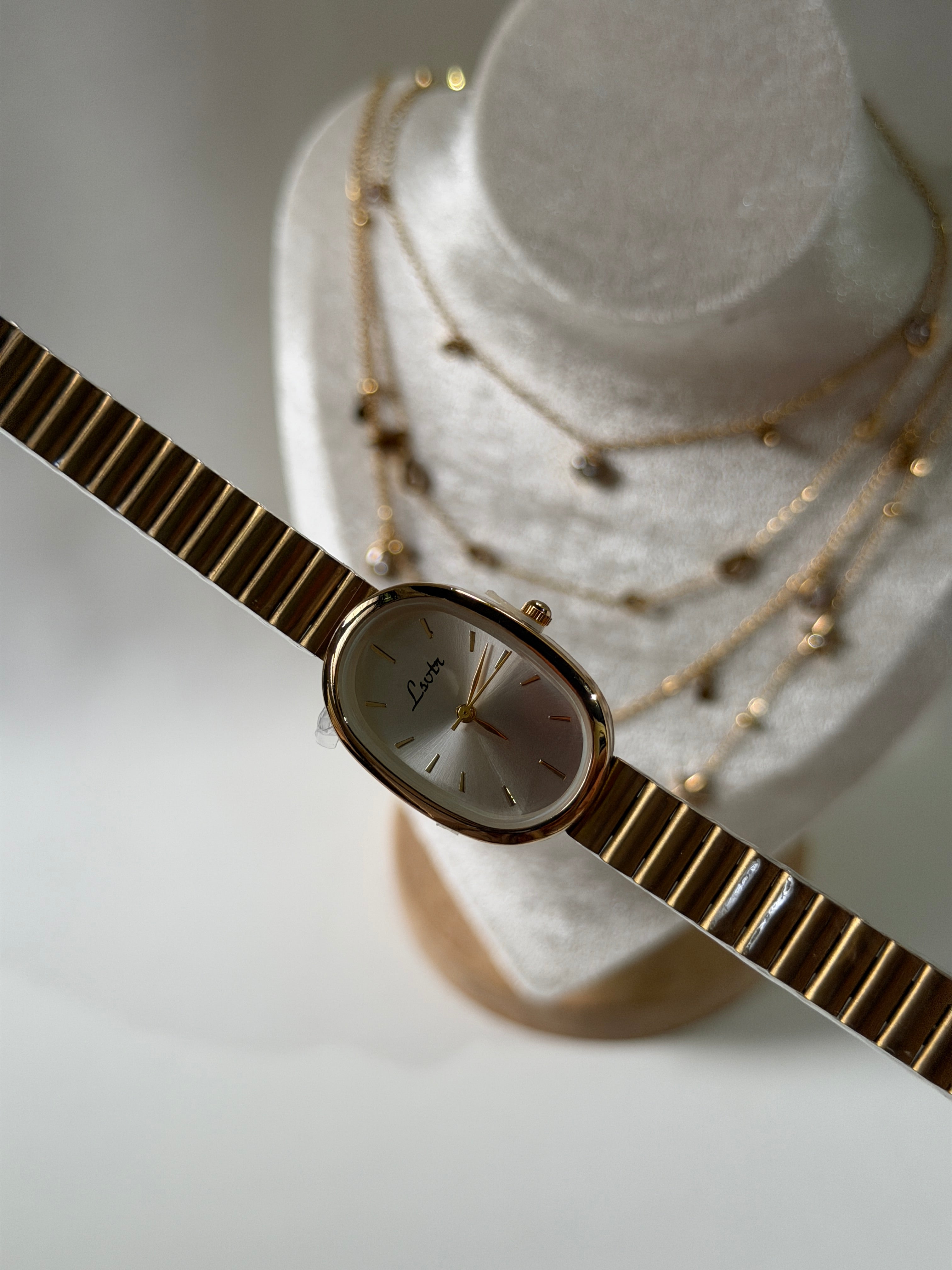 Cassian Vintage Watch