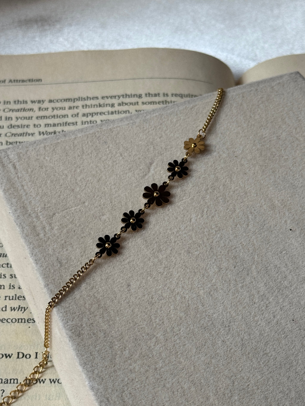 Sunray floral Bracelet