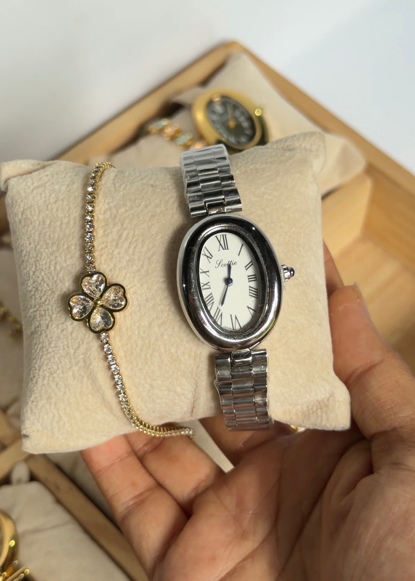 Silver Clover Stack