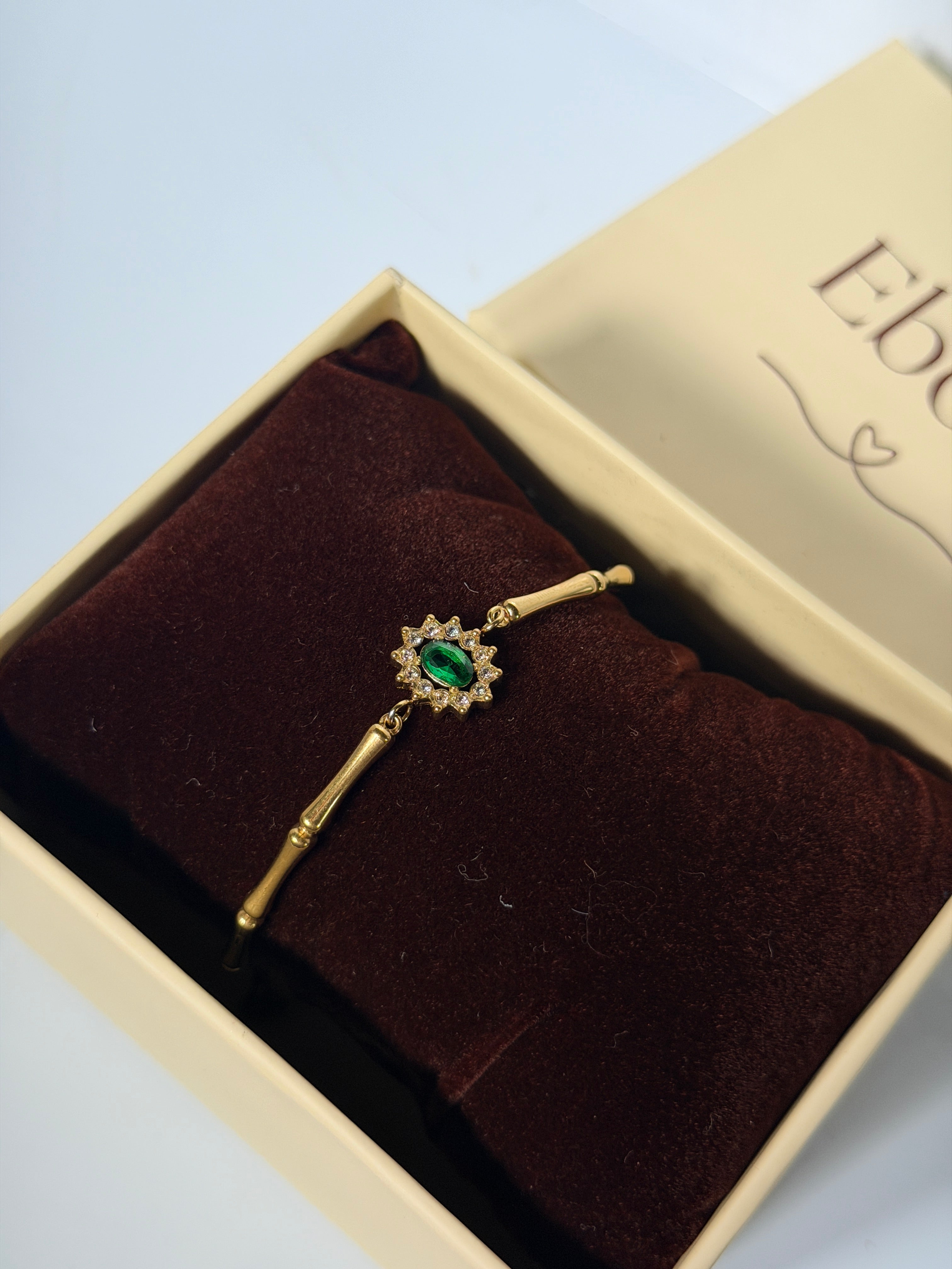 Ethereal green bracelet
