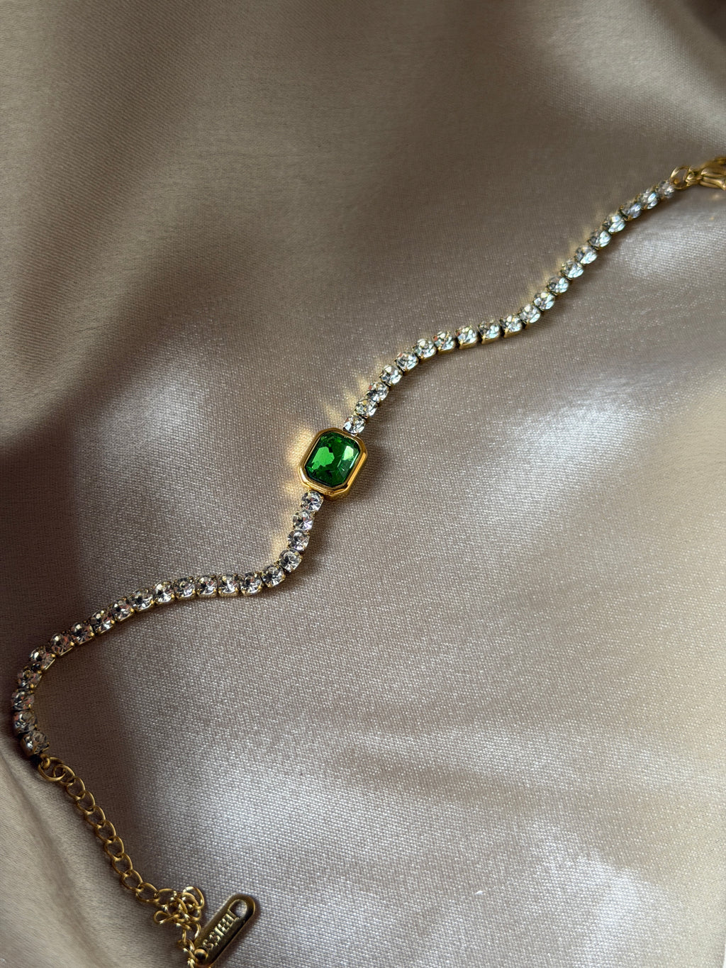 Green stone bracelet