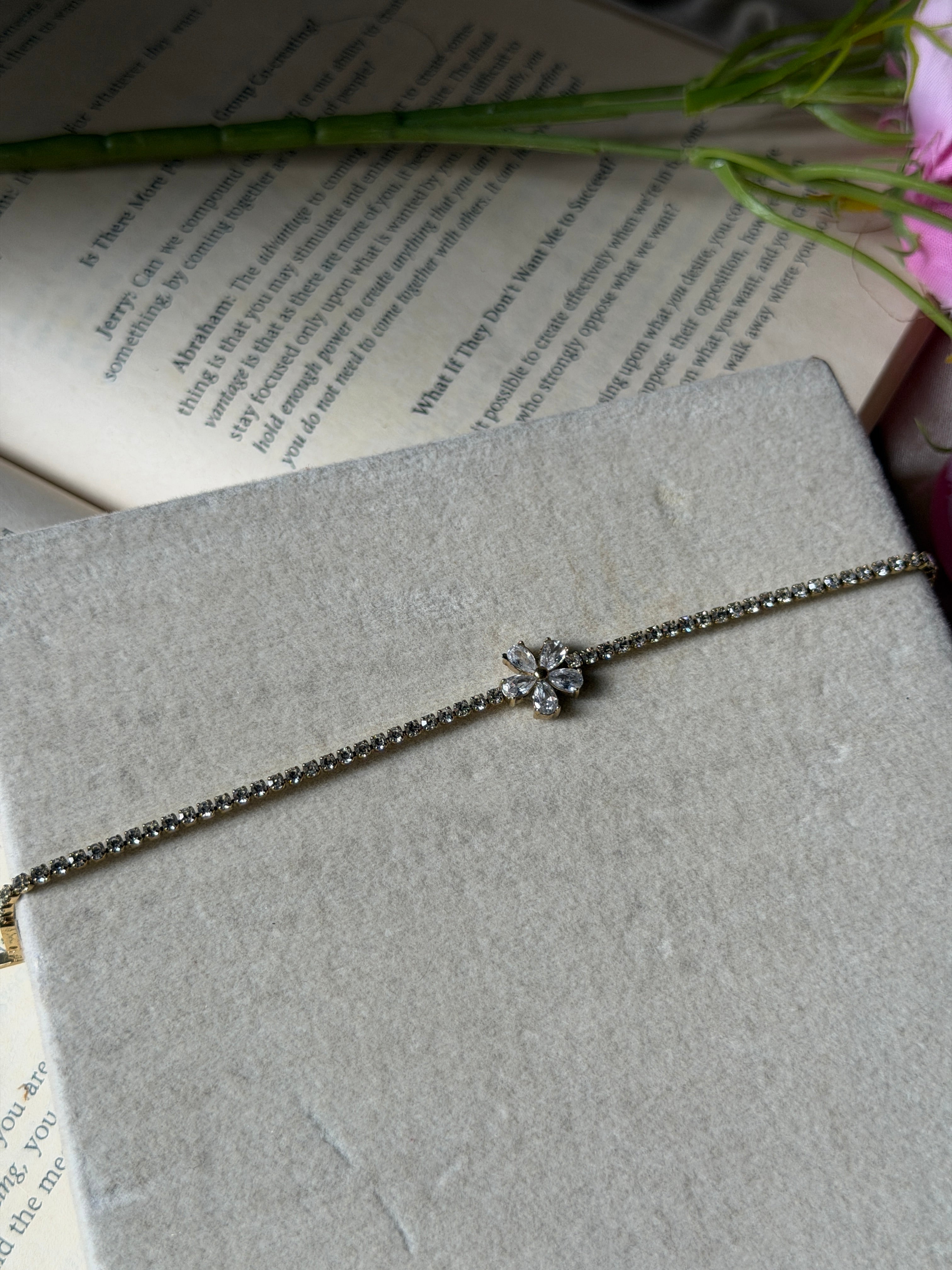 Tennis flower bracelet
