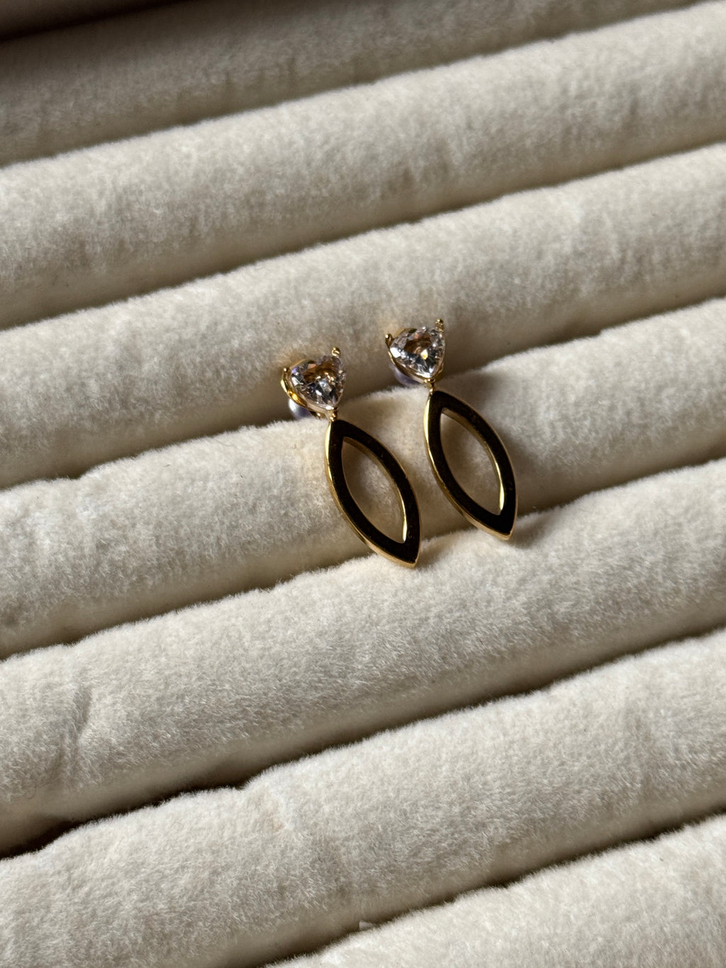 Crystal Shine Earring