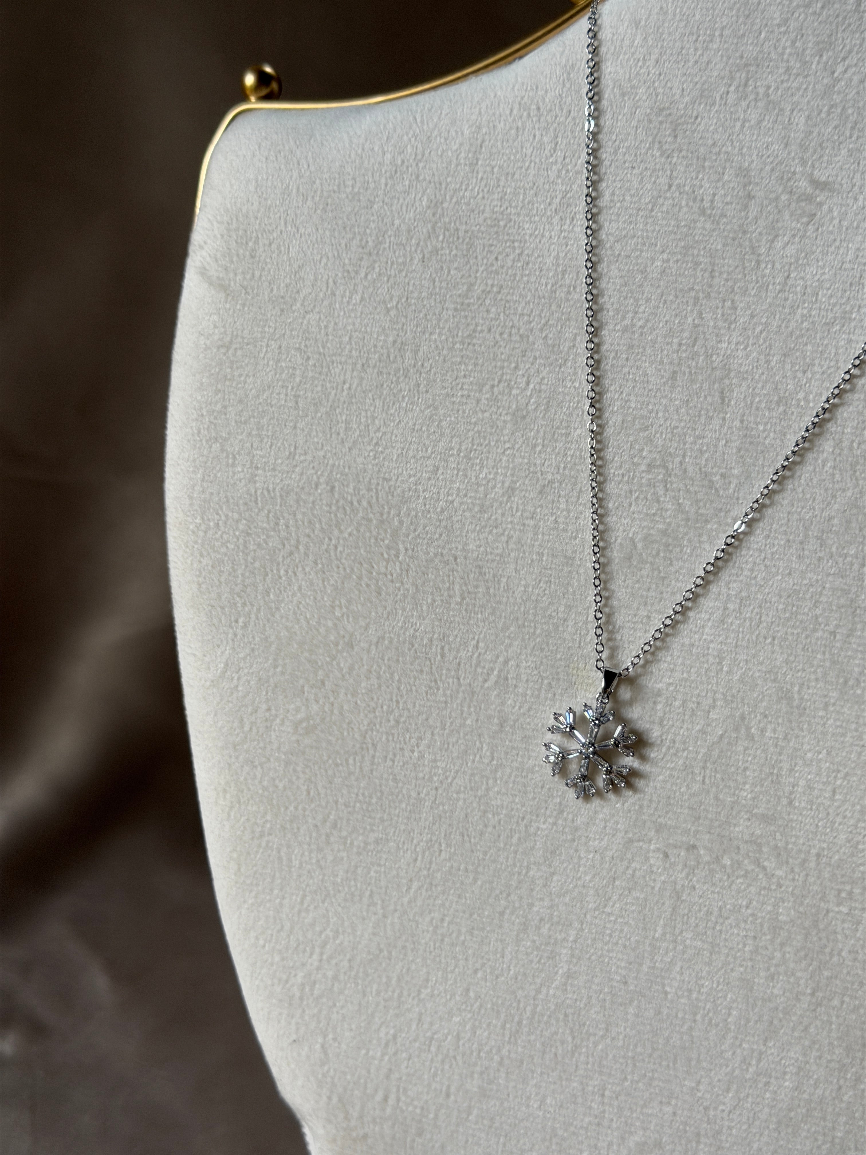 Snowflake necklace