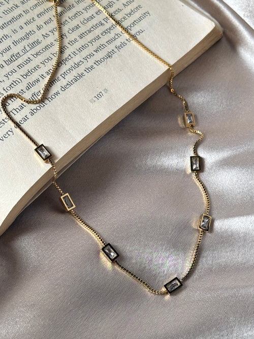 Heartline Necklace