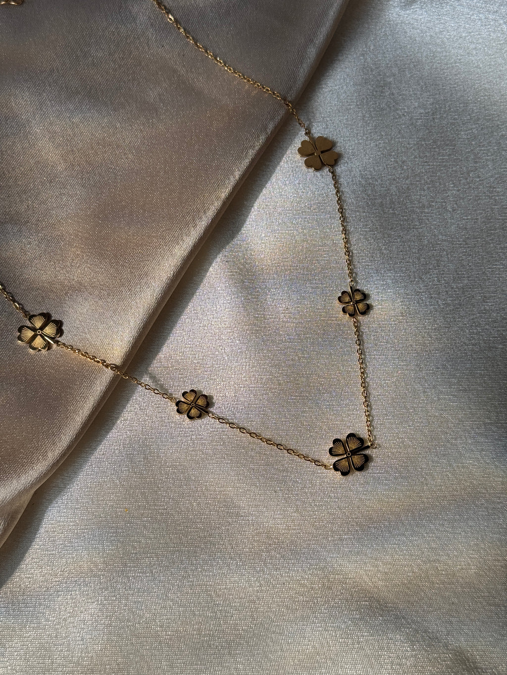 Twinkle Loop Necklace