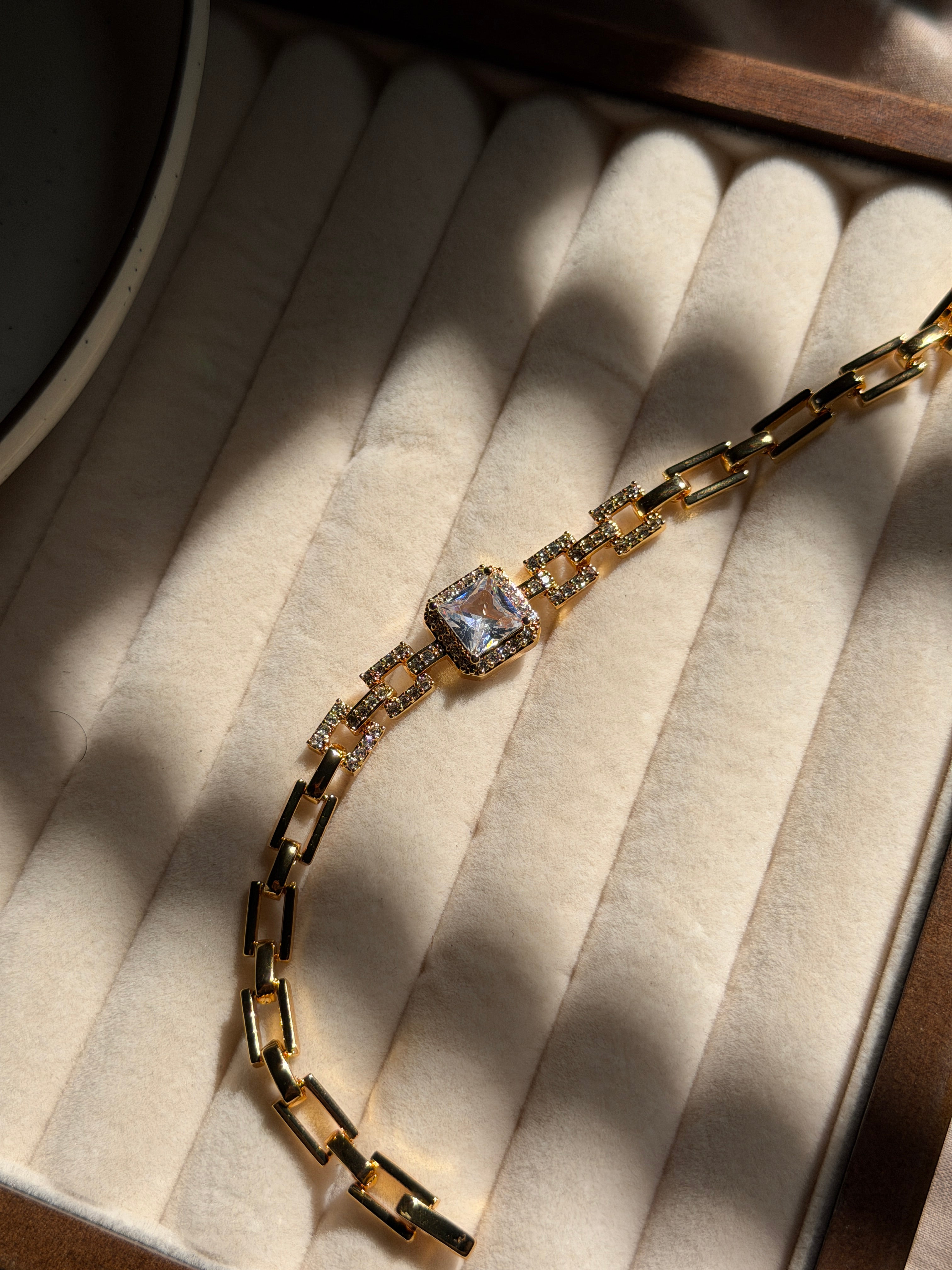 Dawnlight Chain Bracelet
