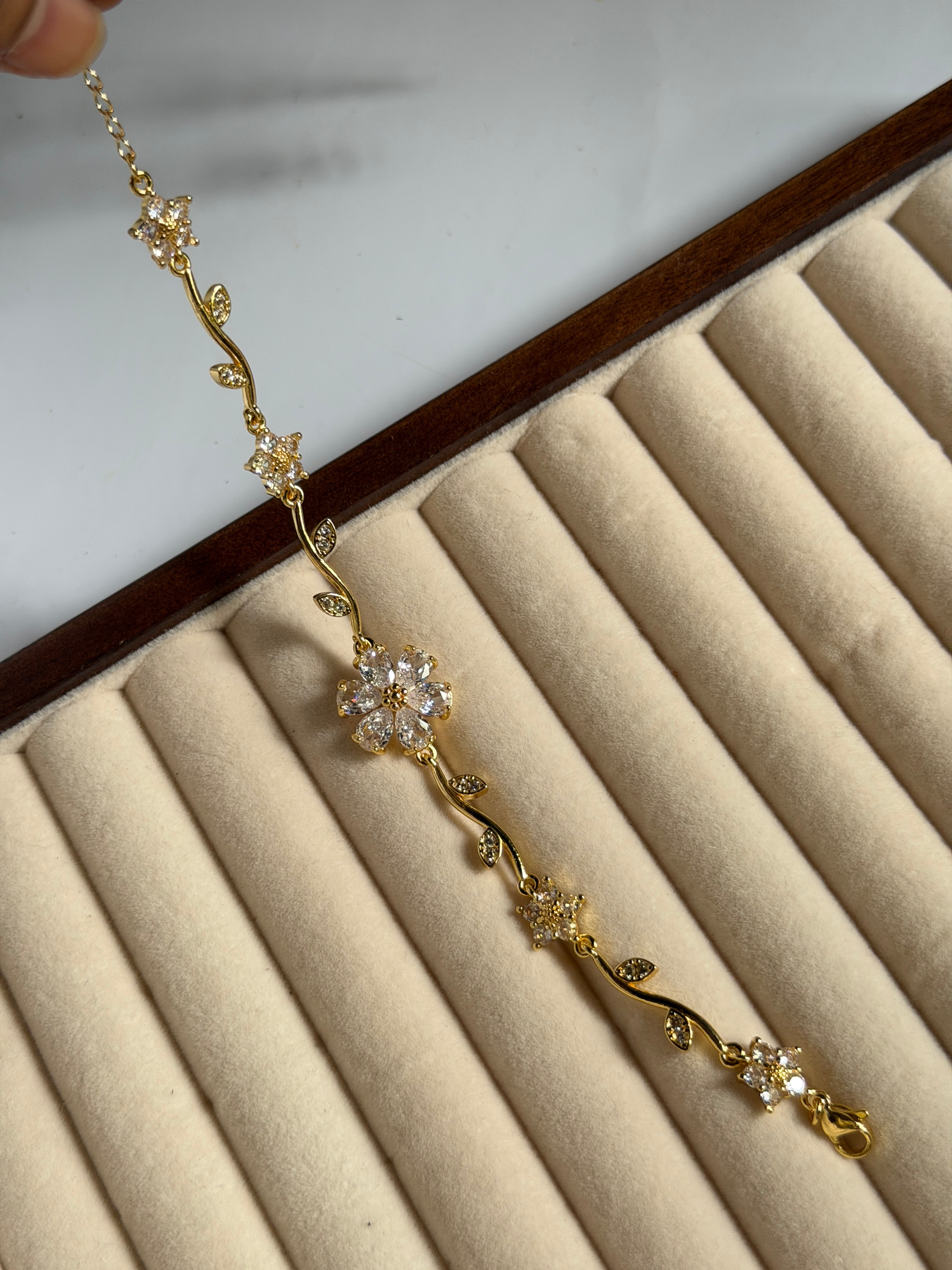 Winsley Trace Bracelet