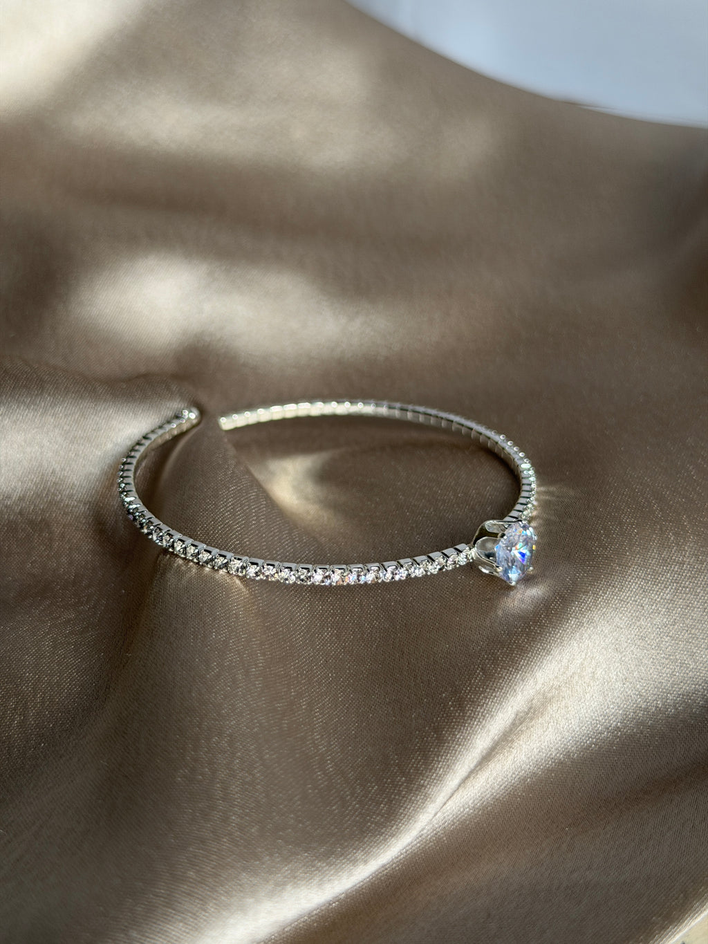 solitaire bangle