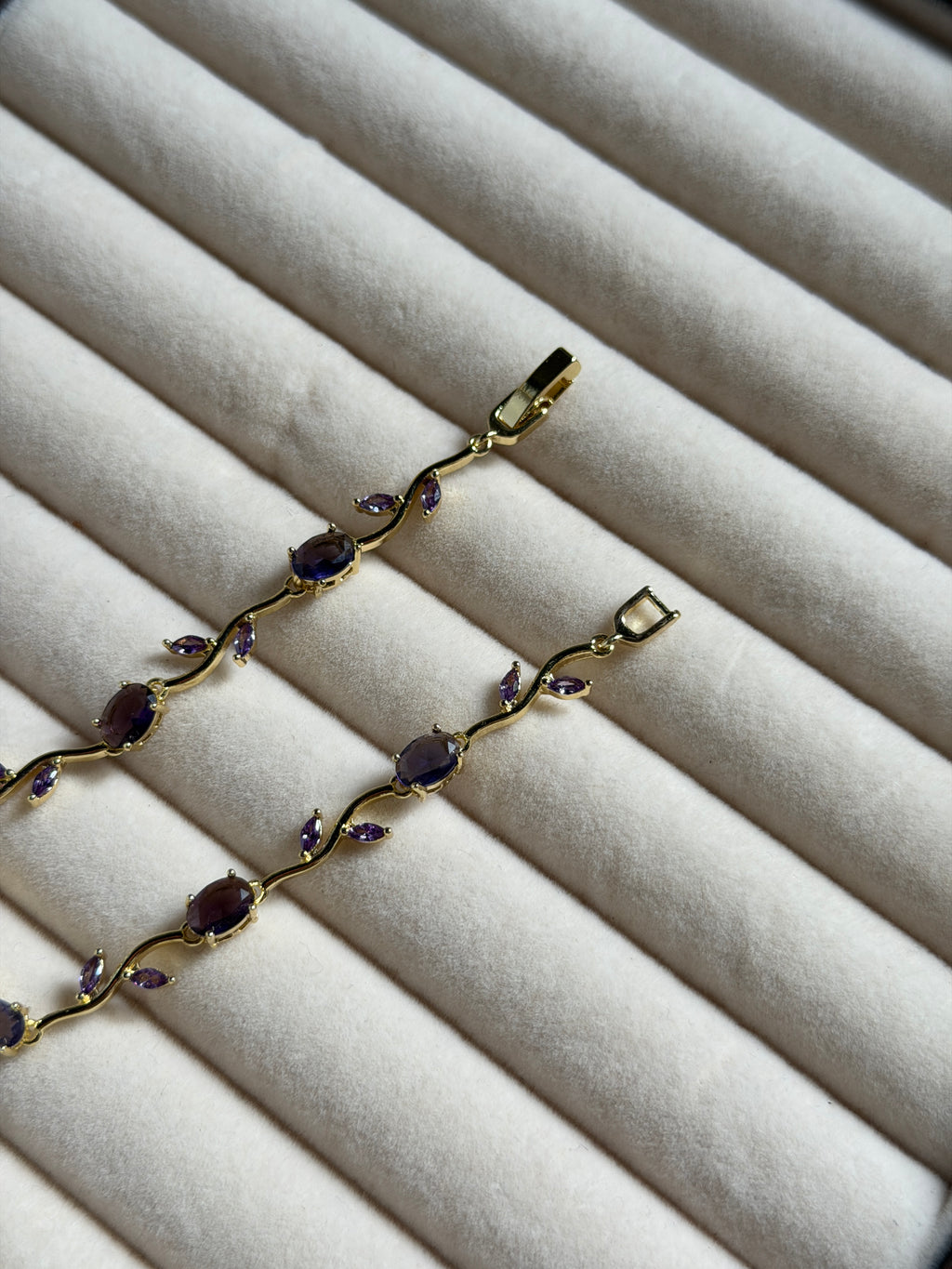 Marguerite Trace Bracelet