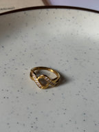 Zigzag ring