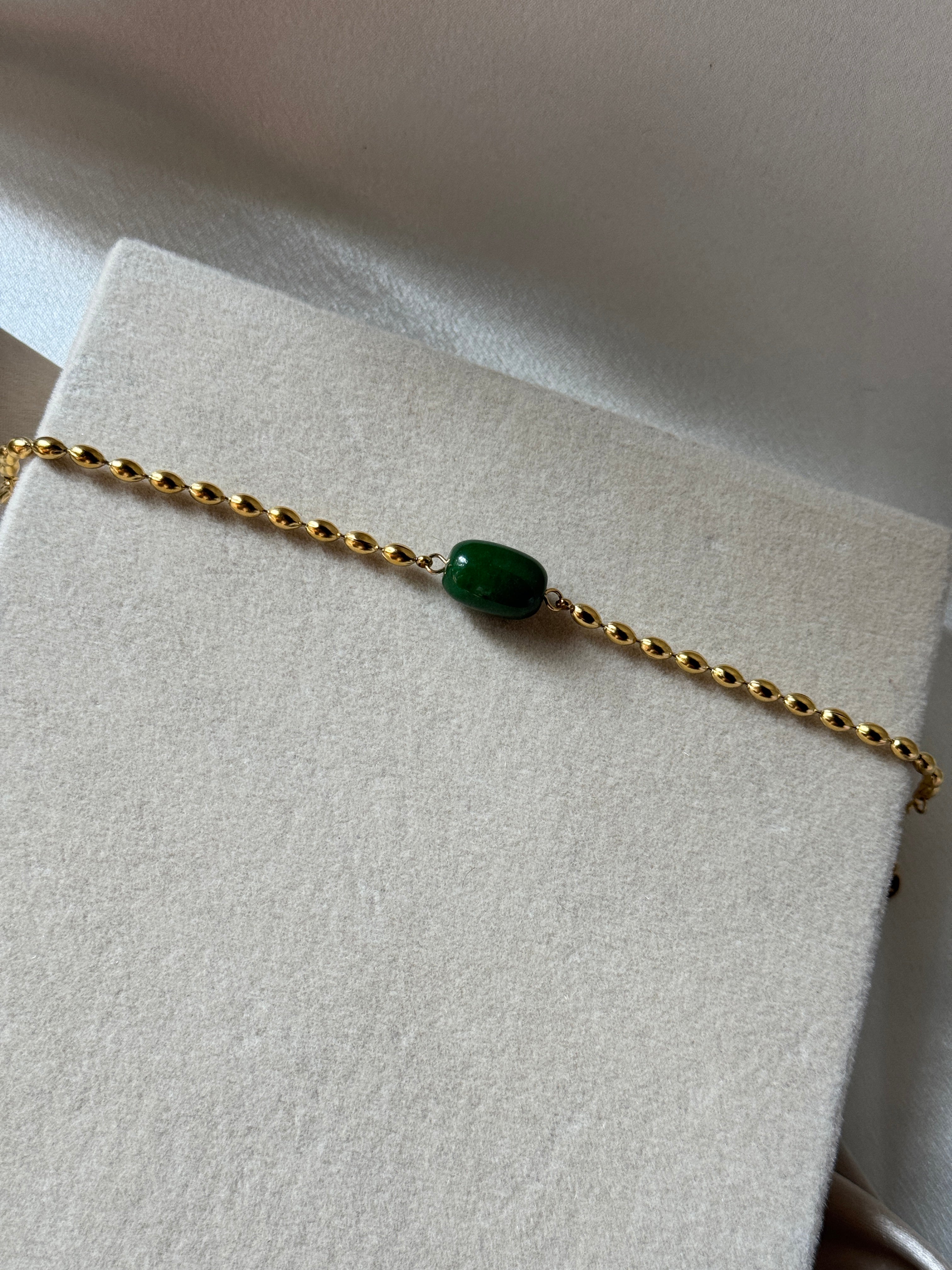 Emerald Gleam Bracelet