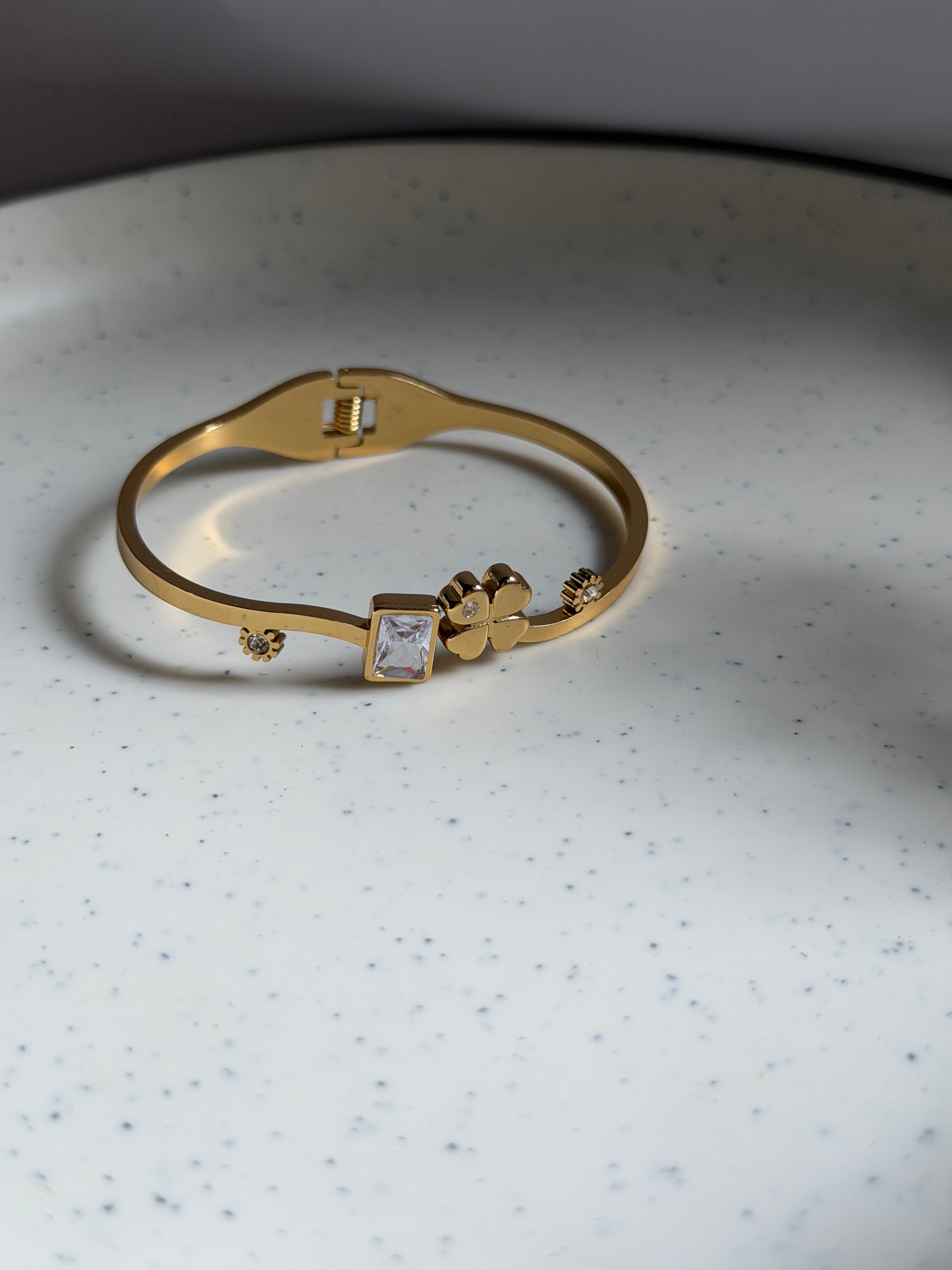 Baby bangle