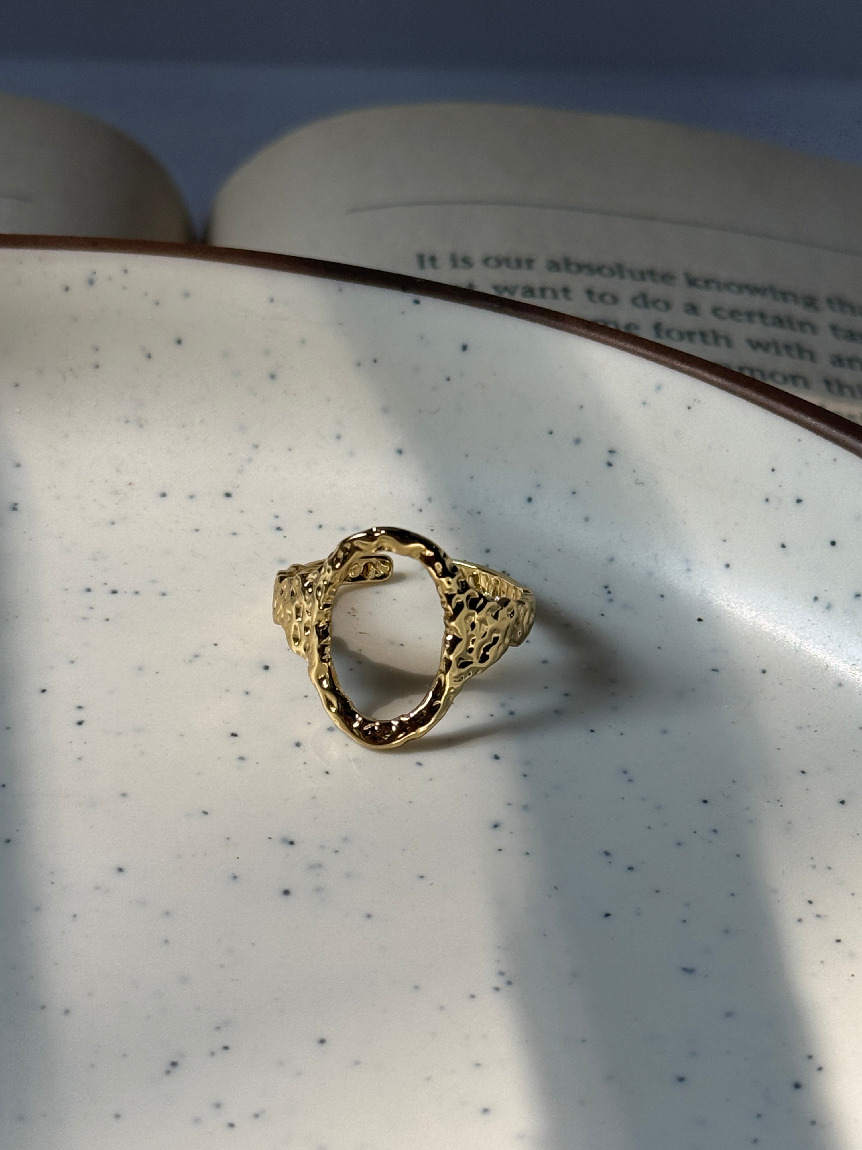 Ophela Ring