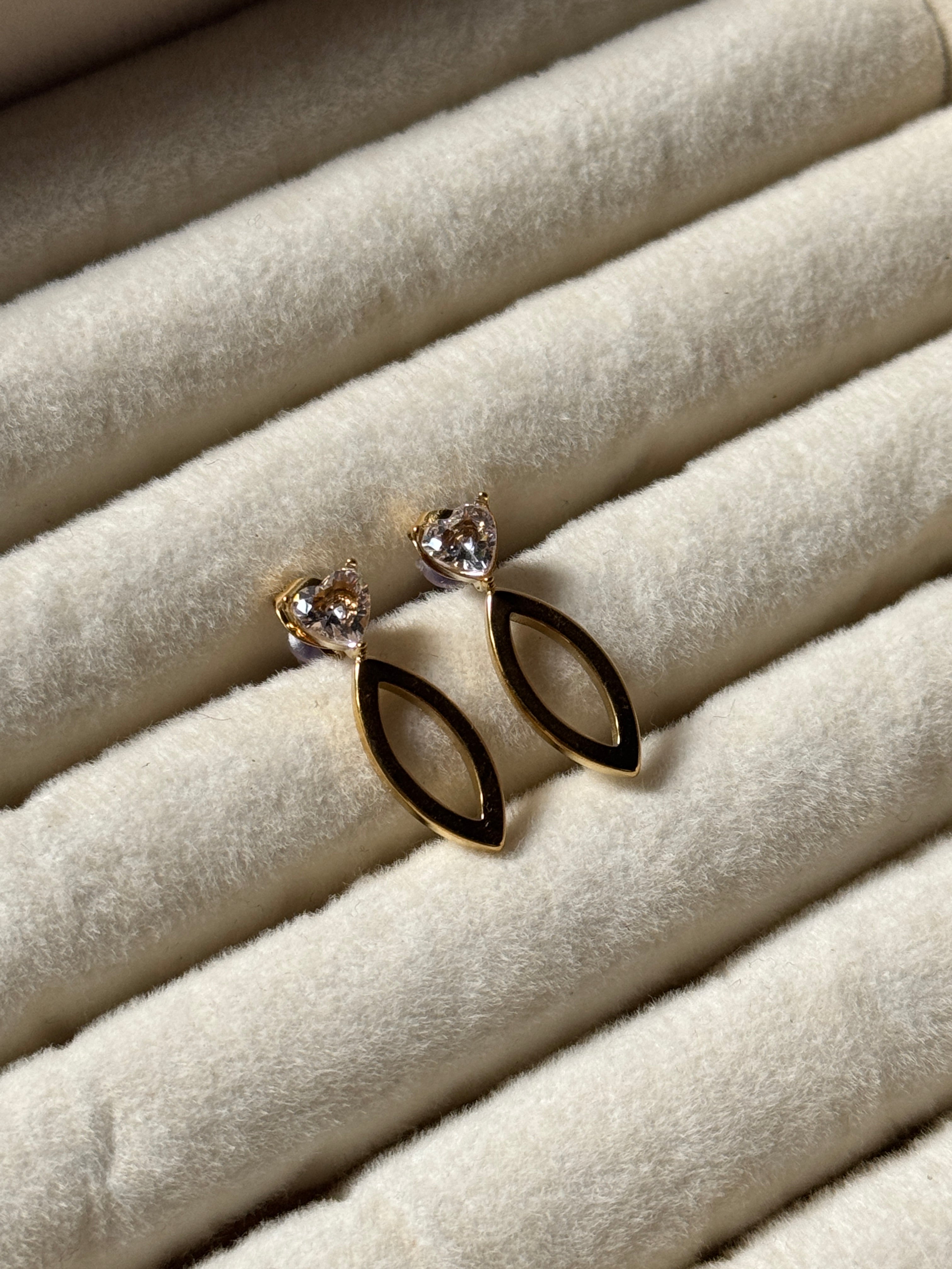 Crystal Shine Earring