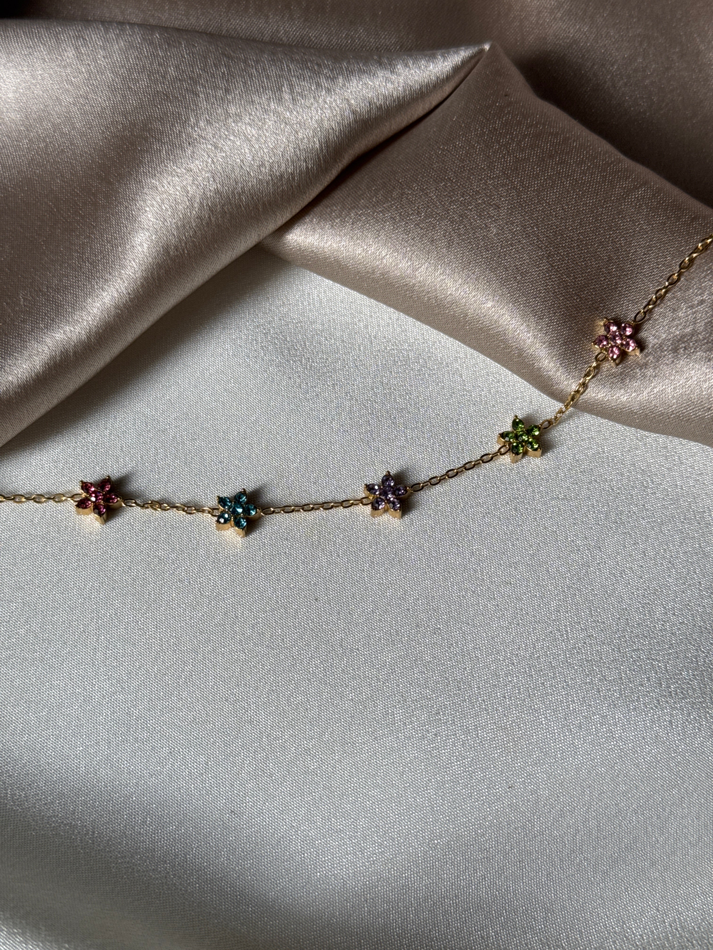 Multicolor minimal star bracelet