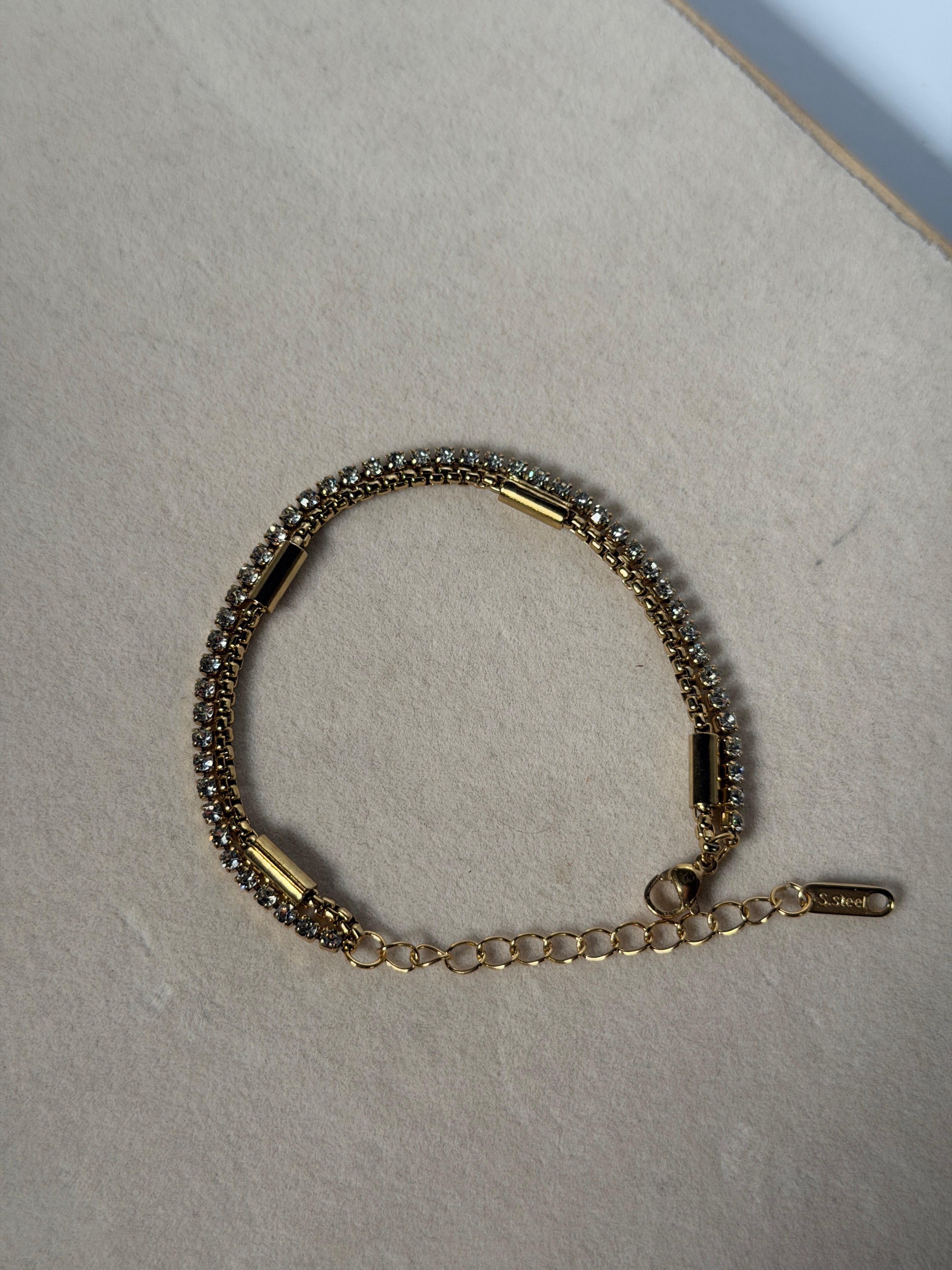 Double layer bracelet