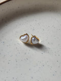 Pearl Heart stud