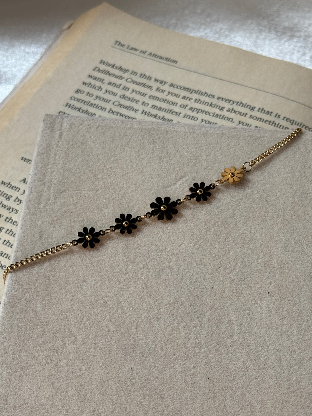 Sunray floral Bracelet