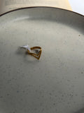 V ring