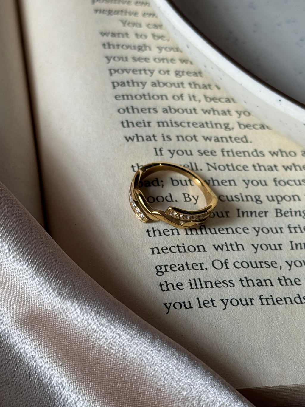 Ivy Twist Ring