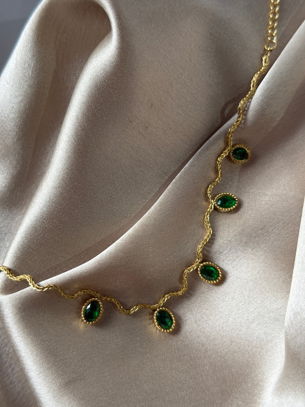 Emerald bracelet
